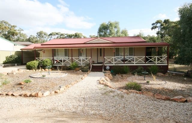 28 Blyth Road, CLARE SA 5453, Clare - Image 1
