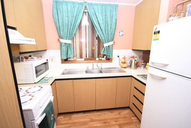 28 Blyth Road, CLARE SA 5453, Clare - Thumbnail 5