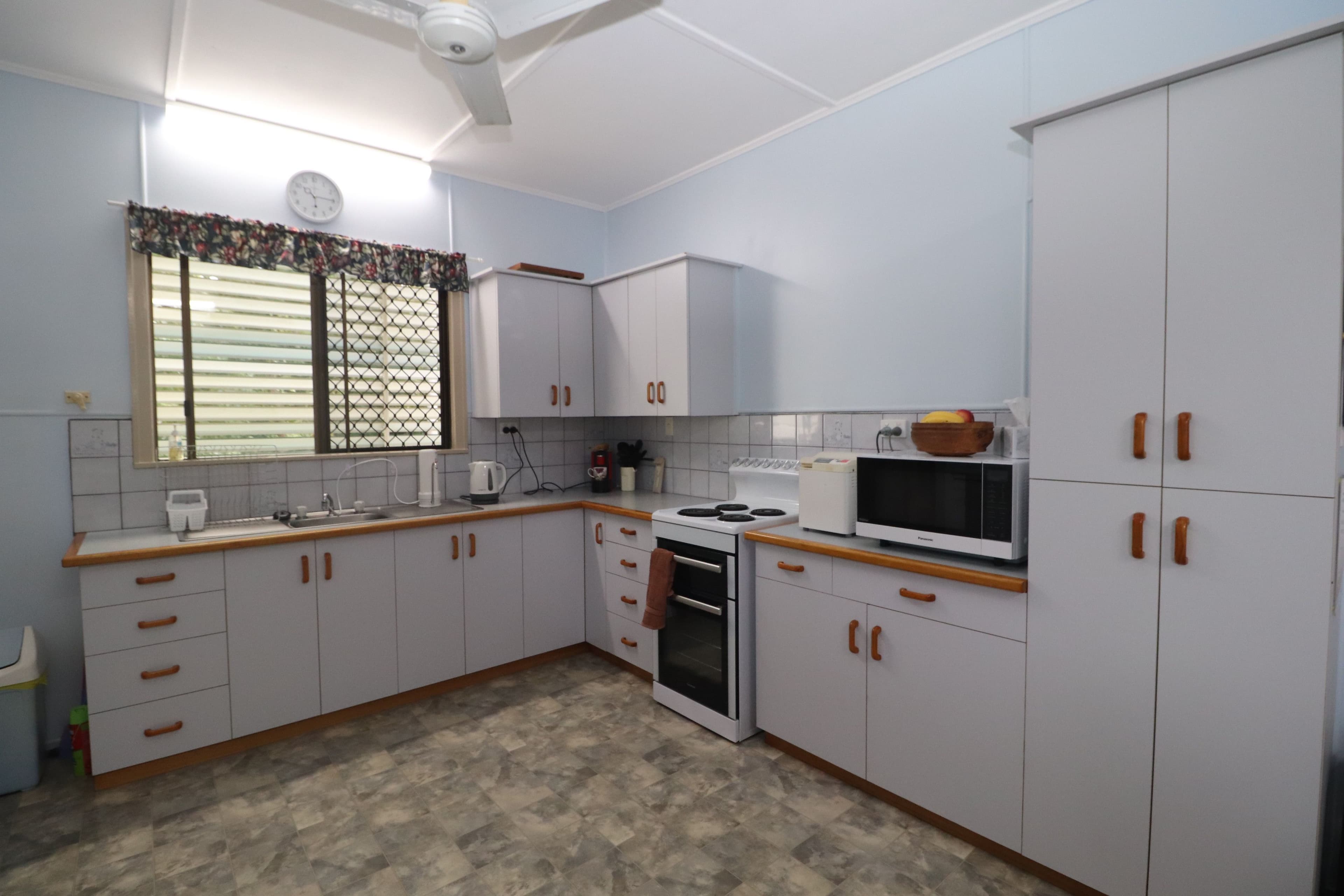5 Neilsen Street, Ingham QLD 4850, Ingham - Thumbnail 2