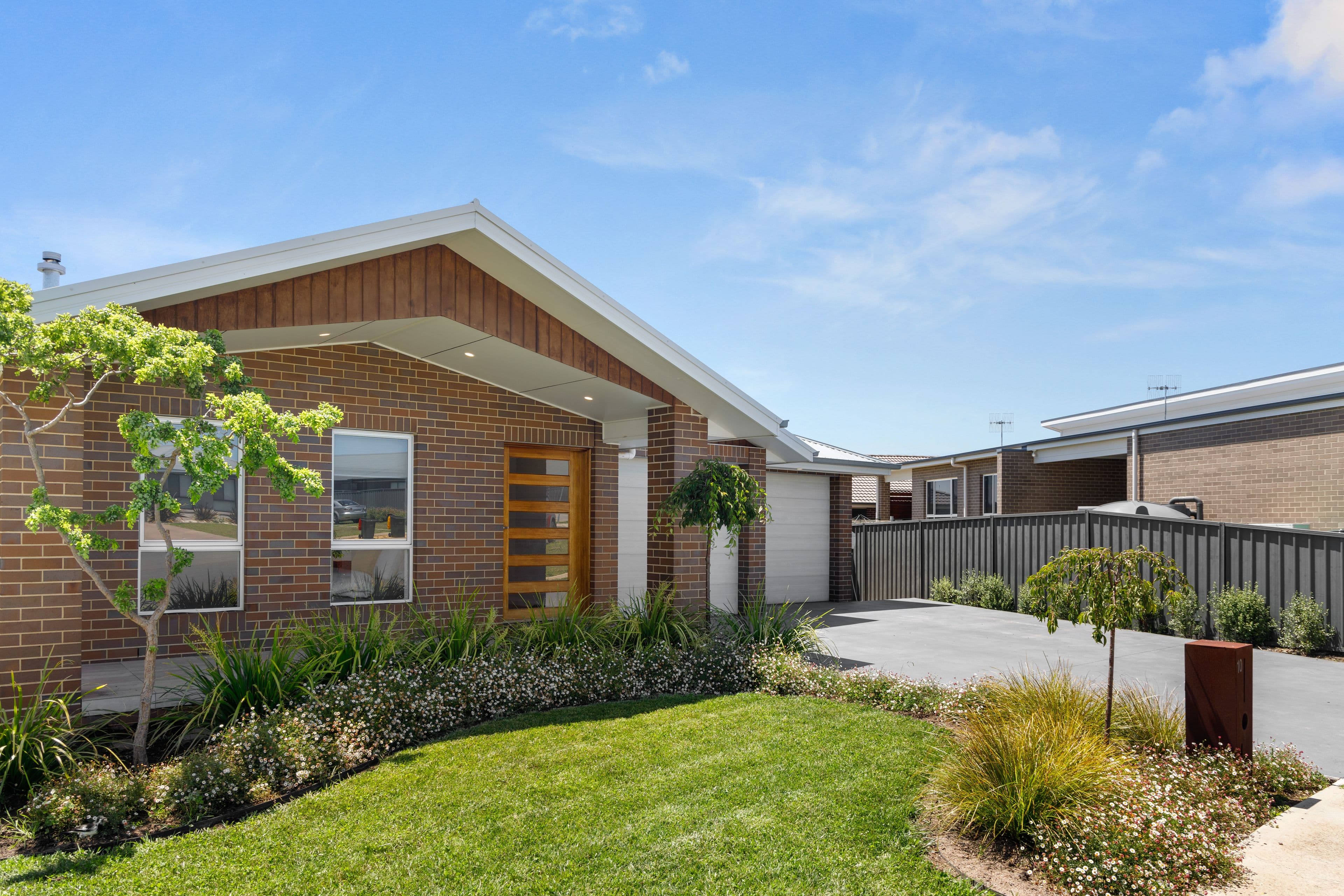 10 Ledger Street, Goulburn NSW 2580, Goulburn - Thumbnail 2