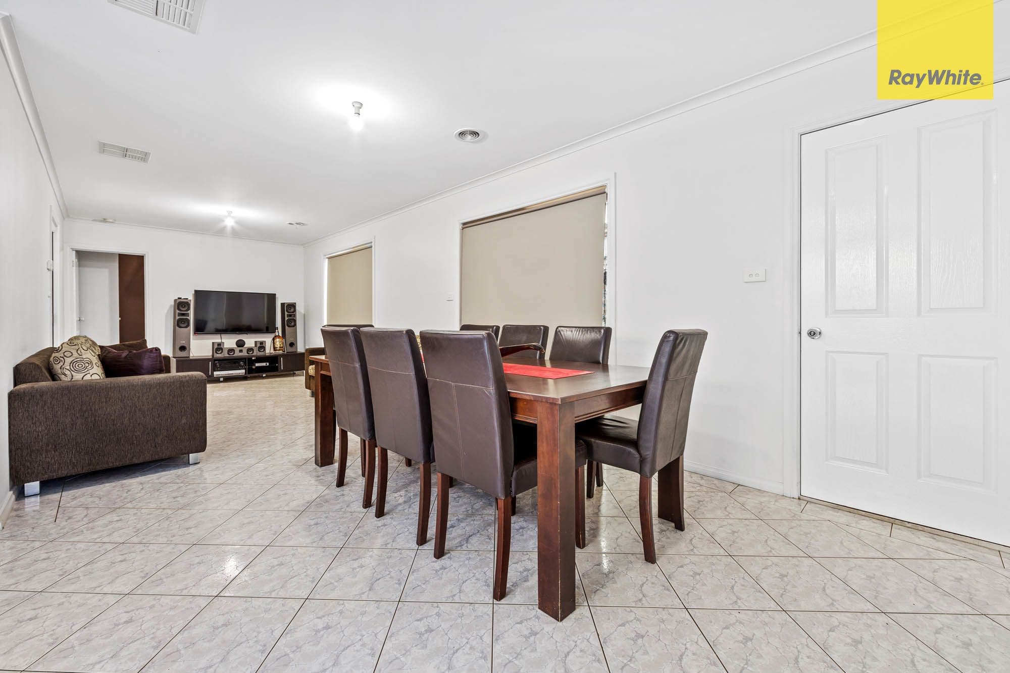 6 Feldspar Close, St Albans VIC 3021, St Albans - Thumbnail 4