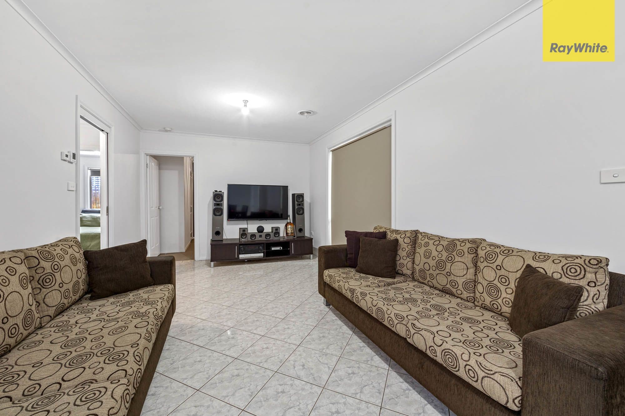 6 Feldspar Close, St Albans VIC 3021, St Albans - Thumbnail 6
