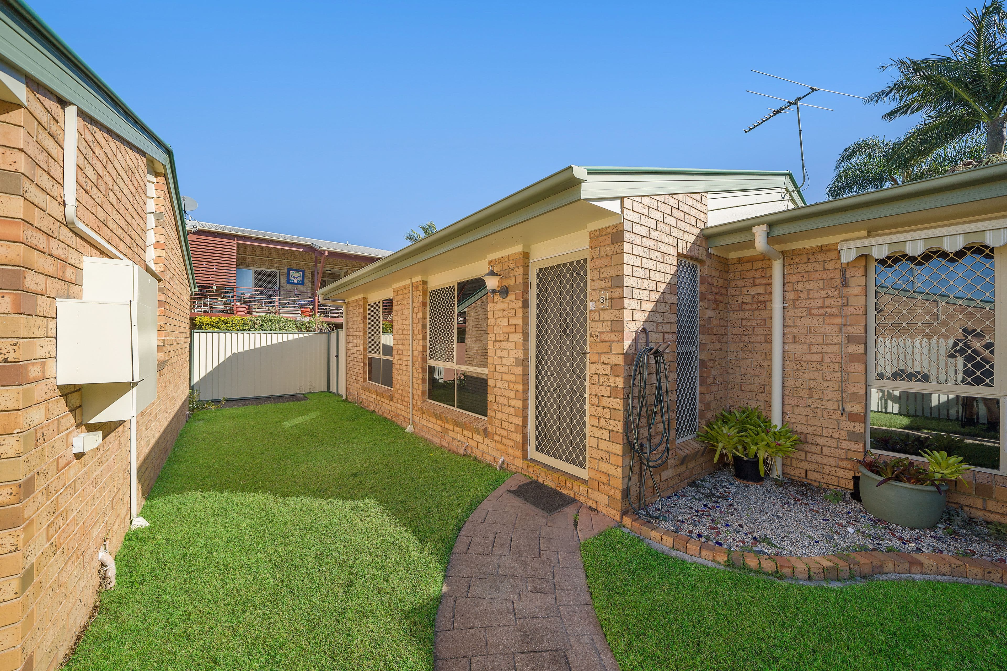 25 McAneny Street, Redcliffe QLD 4020, Redcliffe - Image 1