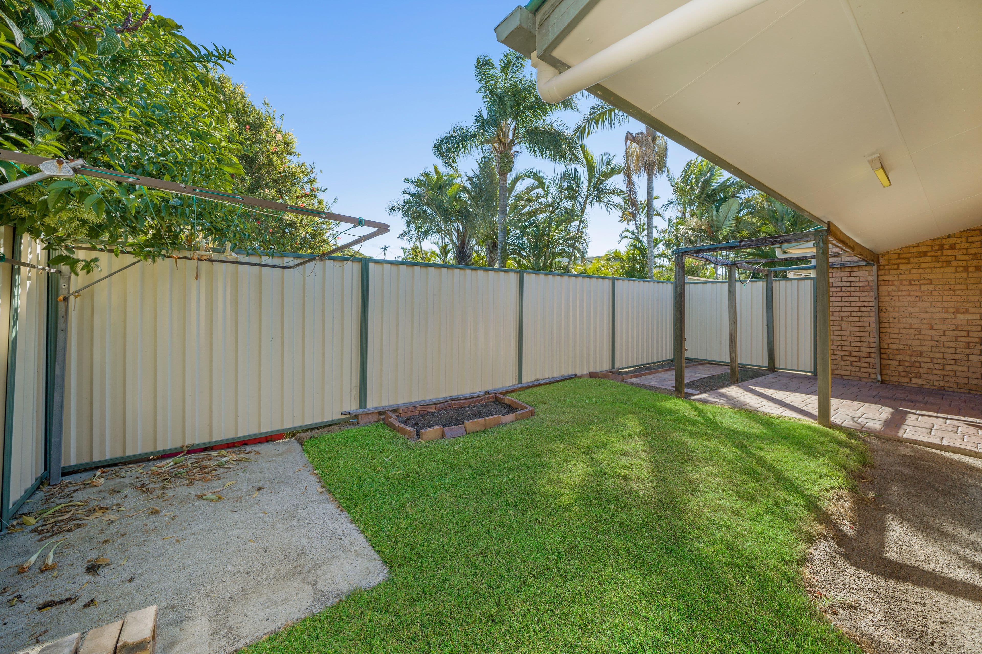 25 McAneny Street, Redcliffe QLD 4020, Redcliffe - Thumbnail 3