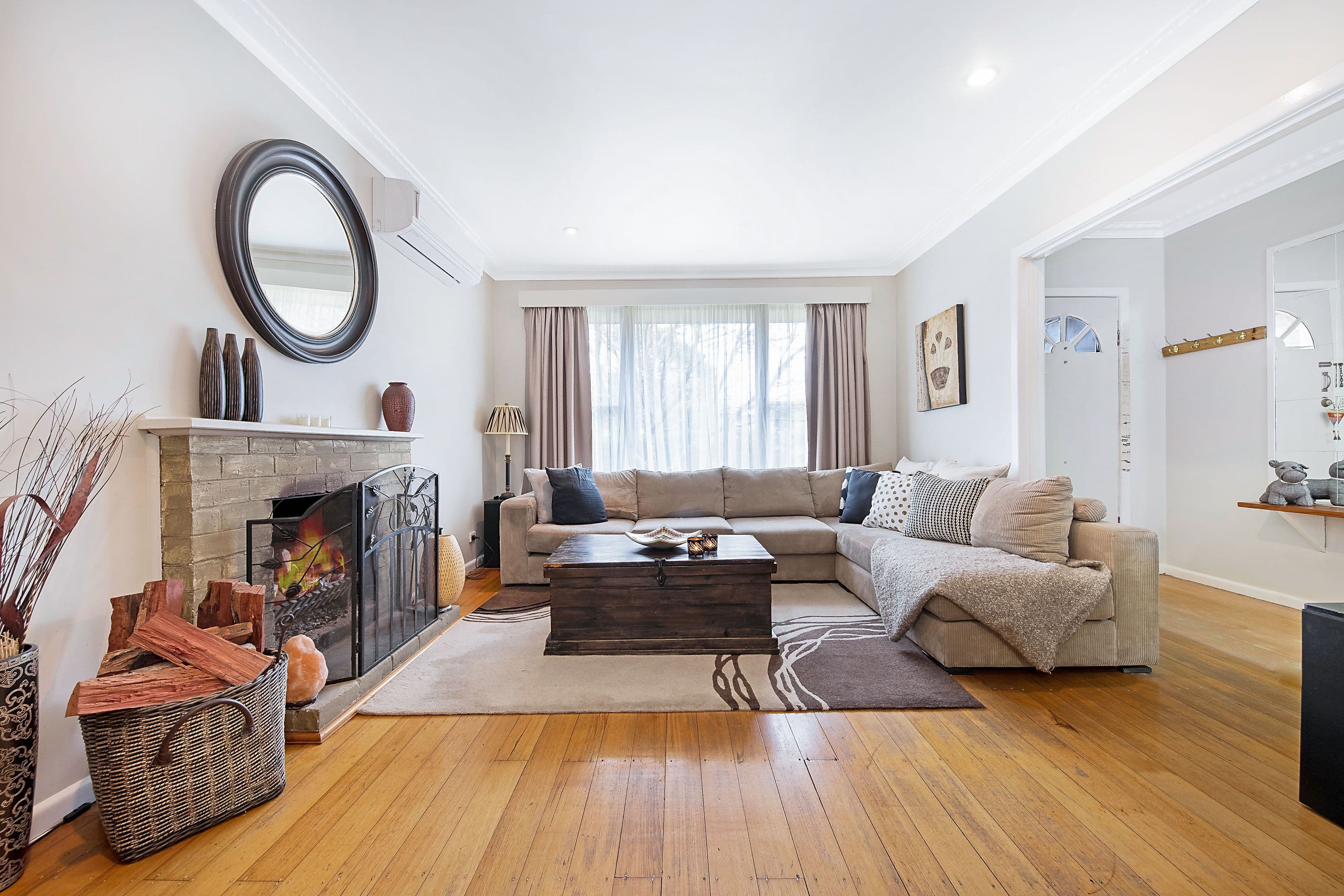 4 Rowan Court, Mount Waverley VIC 3149, Mount Waverley - Image 1
