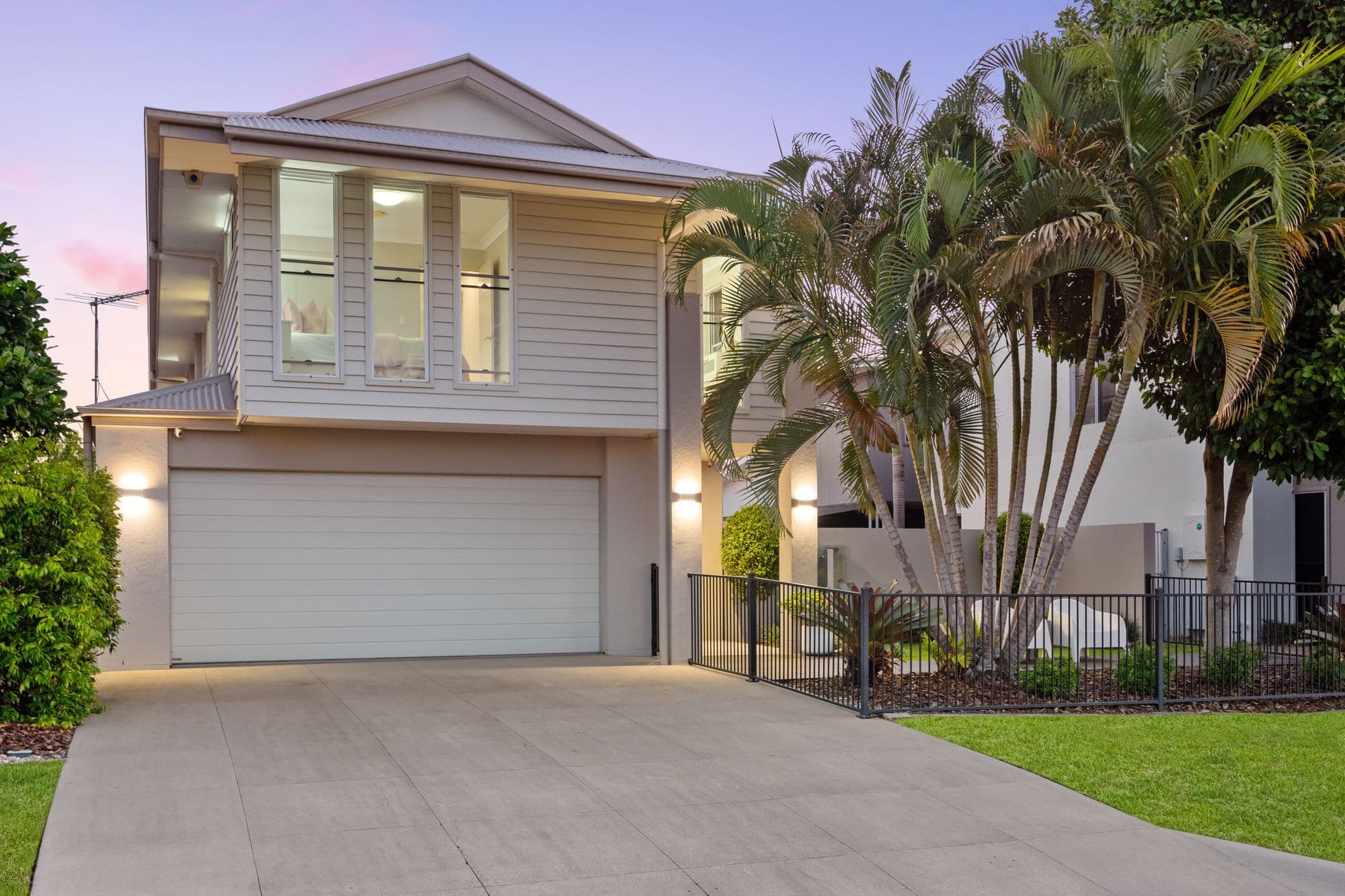 8 Francis Avenue, Rochedale QLD 4123, Rochedale - Image 1