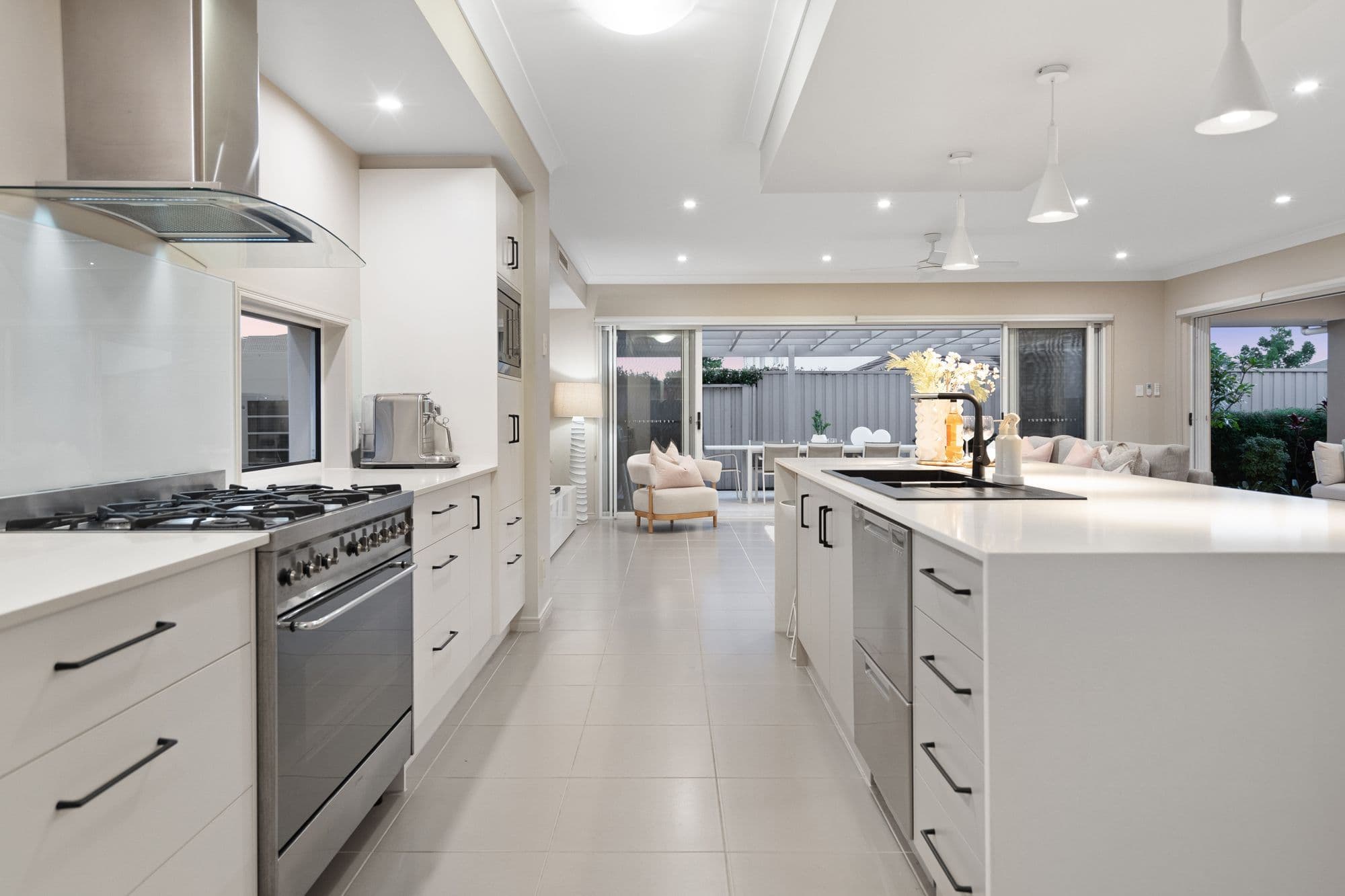 8 Francis Avenue, Rochedale QLD 4123, Rochedale - Thumbnail 6