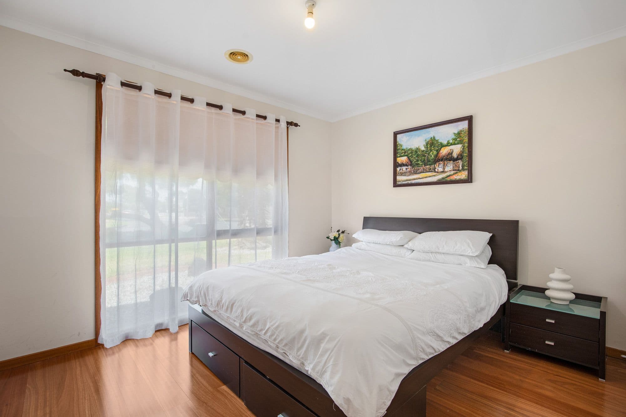 12 Riverside Avenue, Werribee VIC 3030, Werribee - Thumbnail 7