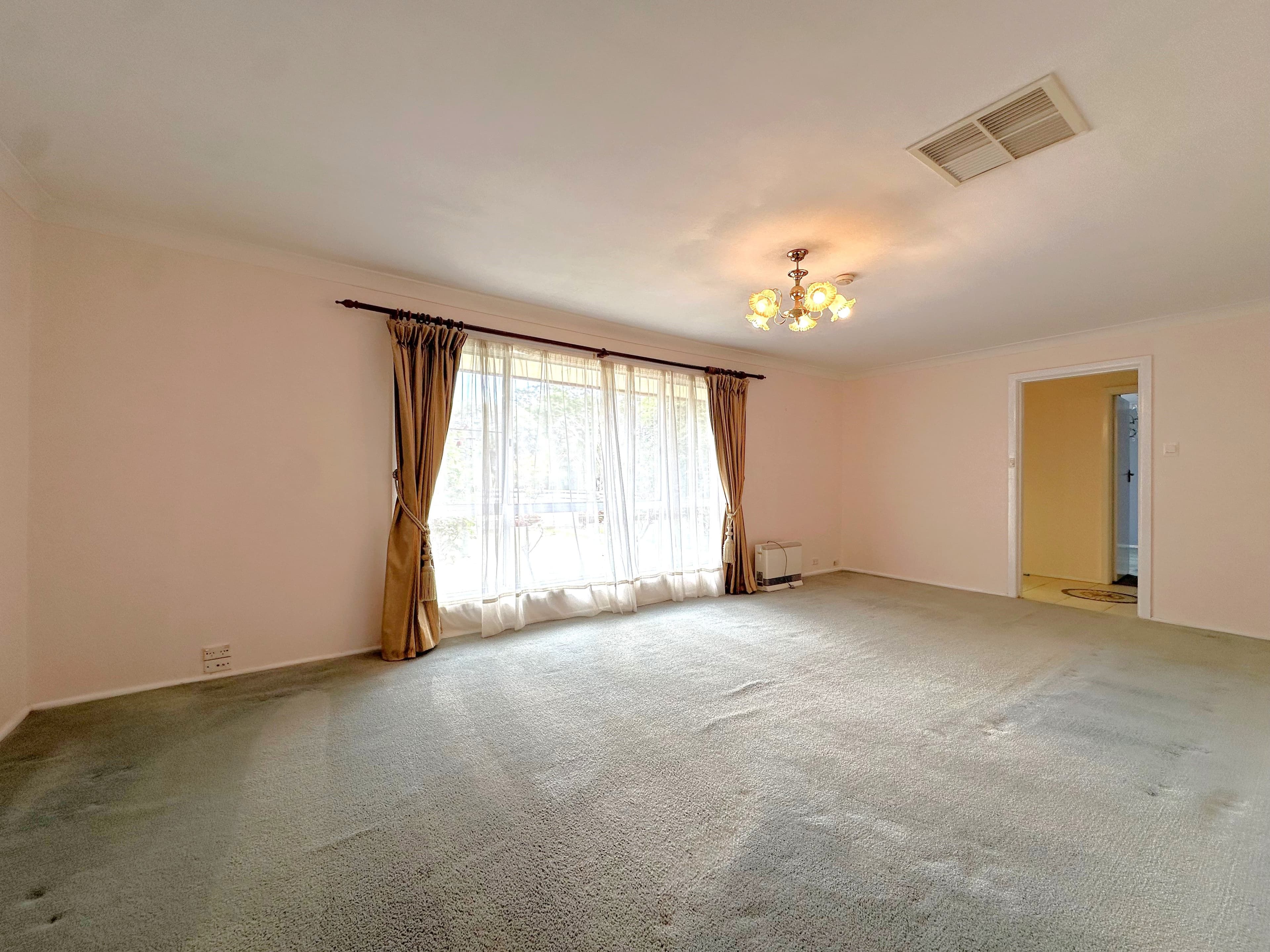 3 Chums Lane, Young NSW 2594, Young - Thumbnail 3