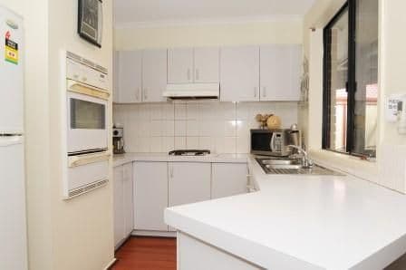 5 St Lawrence Close, WERRIBEE VIC 3030, Werribee - Thumbnail 2