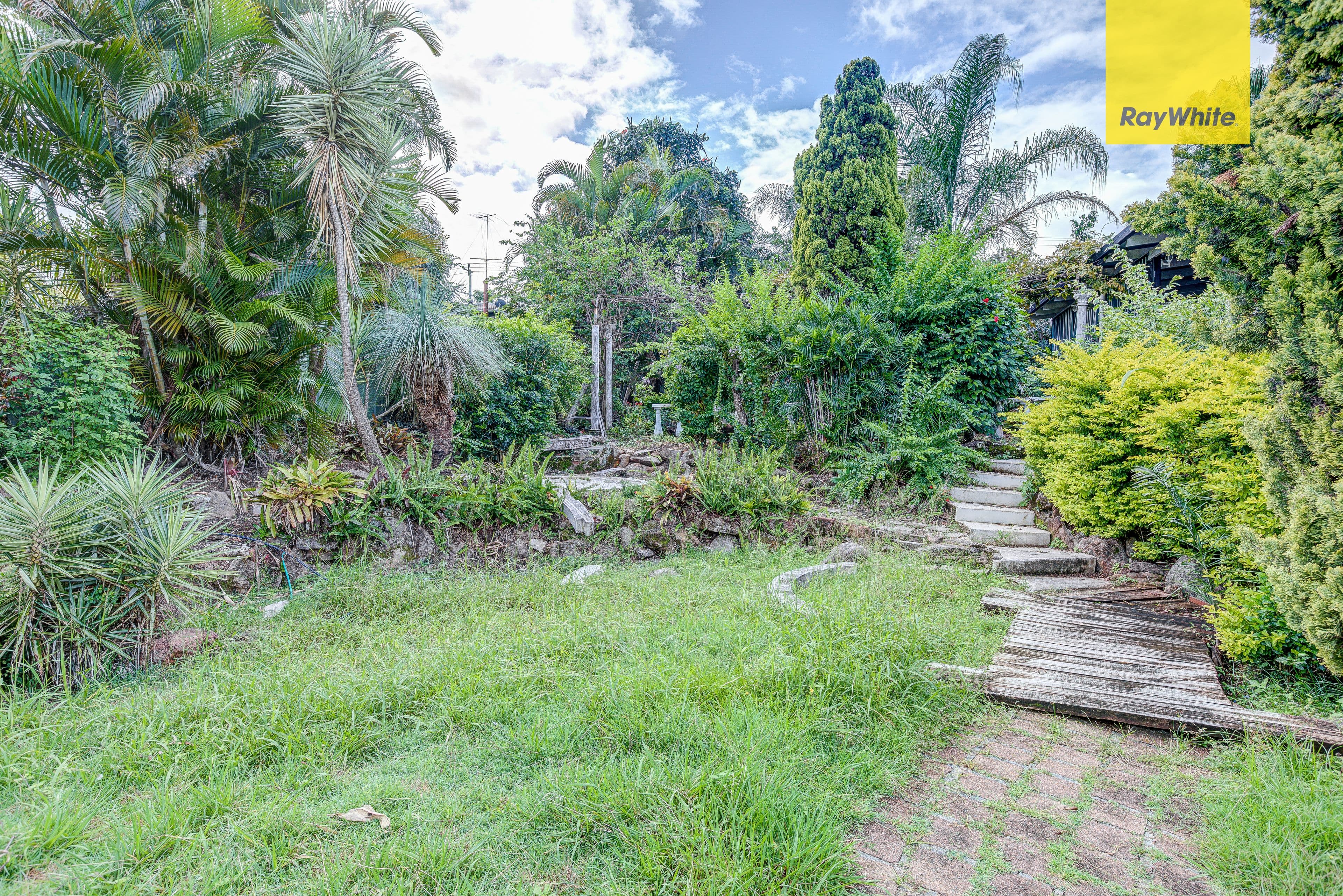 24 Blaxland Street, Woodridge QLD 4114, Woodridge - Thumbnail 2