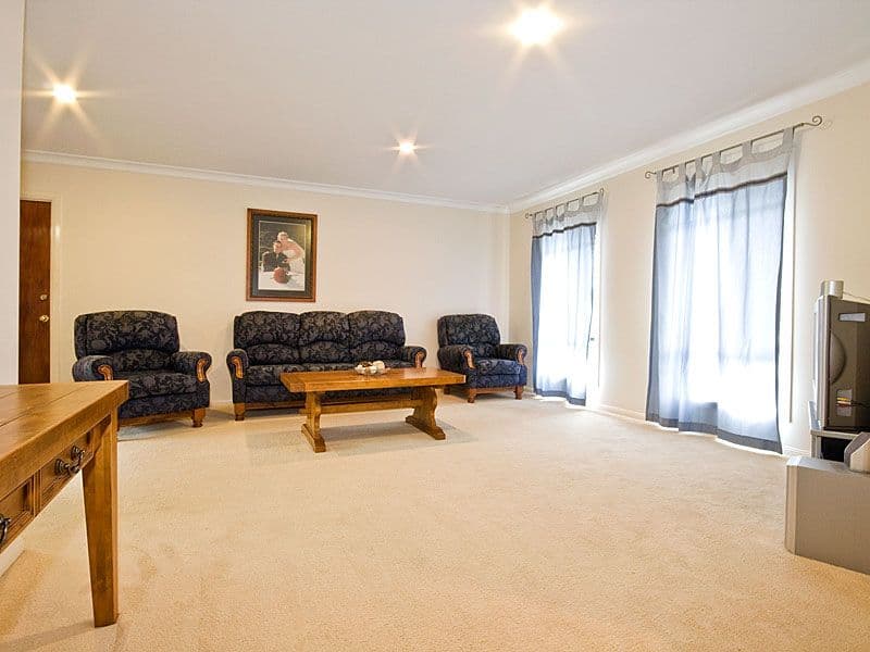 14 Anthony Court, DECEPTION BAY QLD 4508, Deception Bay - Thumbnail 3