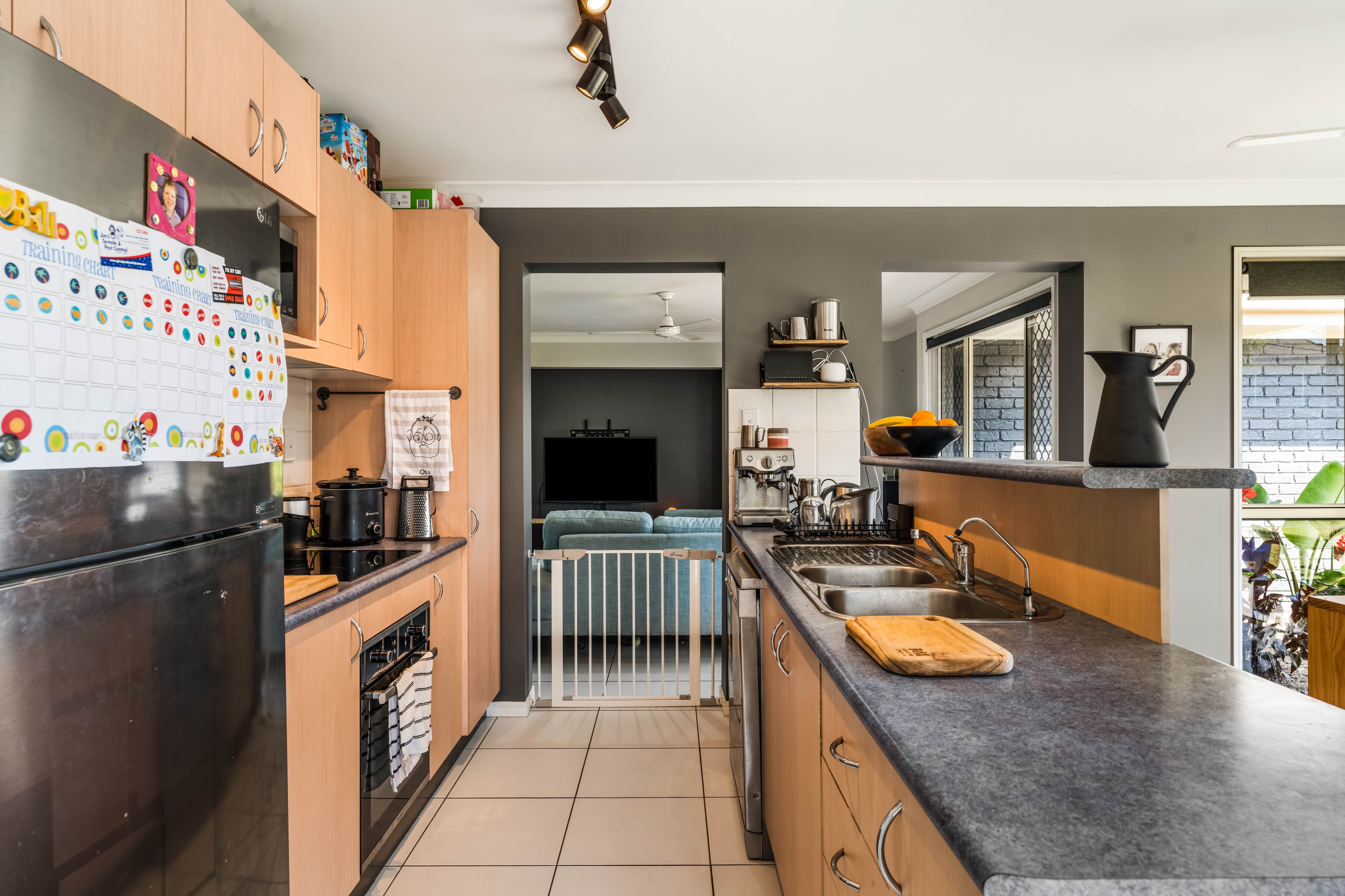 2 Penelope Place, Deception Bay QLD 4508, Deception Bay - Thumbnail 2