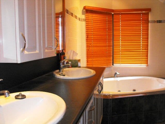 2 Mindirra Crescent, CARNARVON WA 6701, Carnarvon - Thumbnail 6