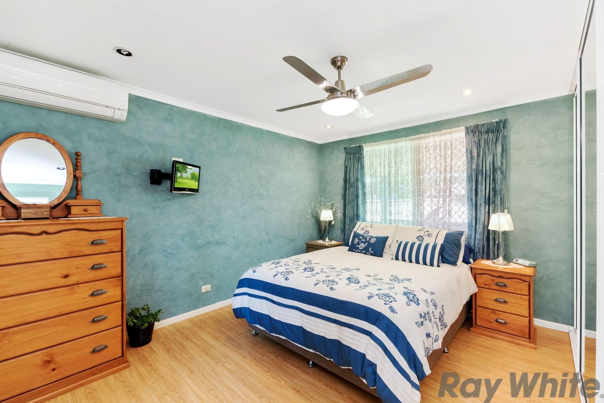 12 Halyard Court, Deception Bay QLD 4508, Deception Bay - Thumbnail 2