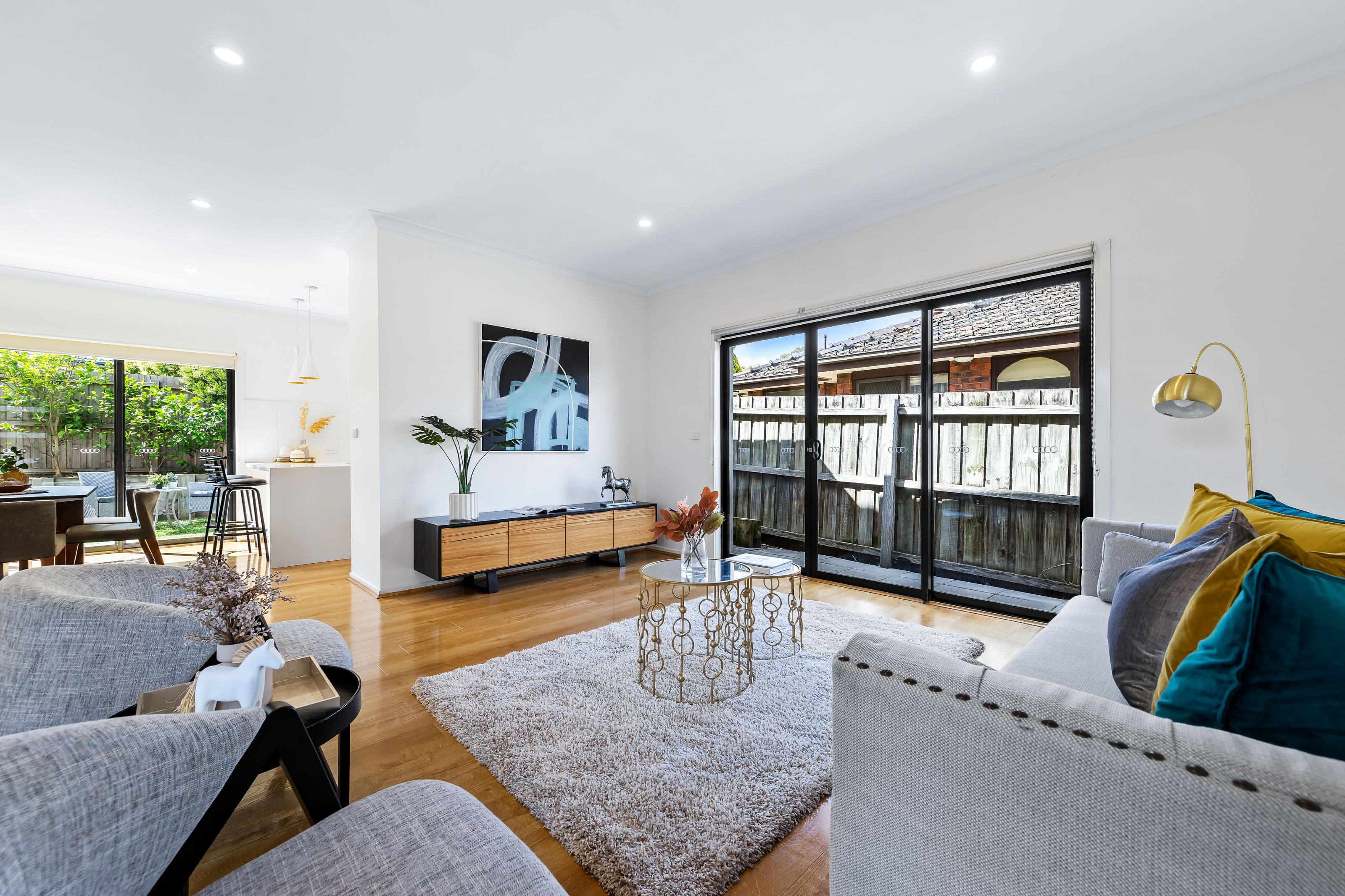 12 Jordan Grove, Glen Waverley VIC 3150, Glen Waverley - Thumbnail 3