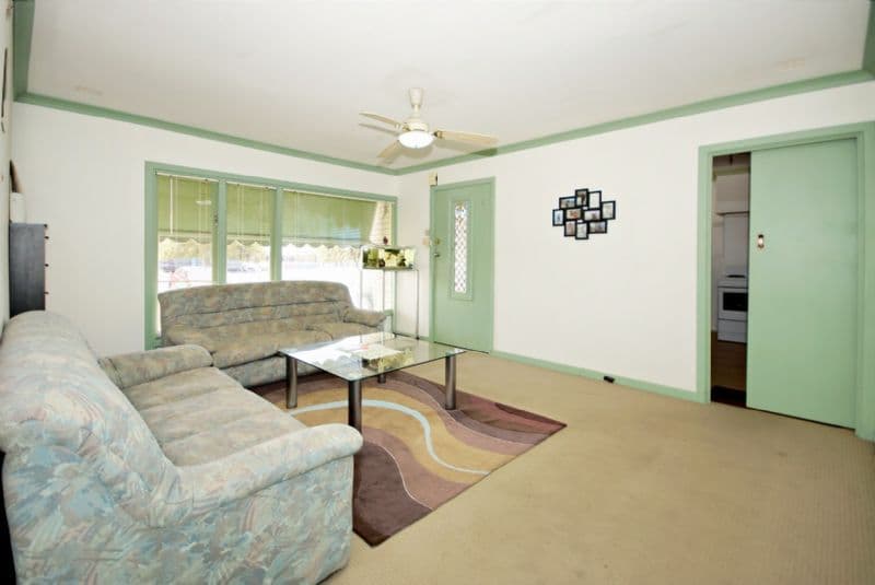 8 Culloton Crescent, BALGA WA 6061, Balga - Thumbnail 2