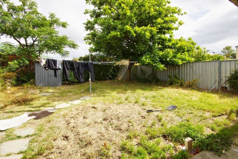 8 Culloton Crescent, BALGA WA 6061, Balga - Thumbnail 7