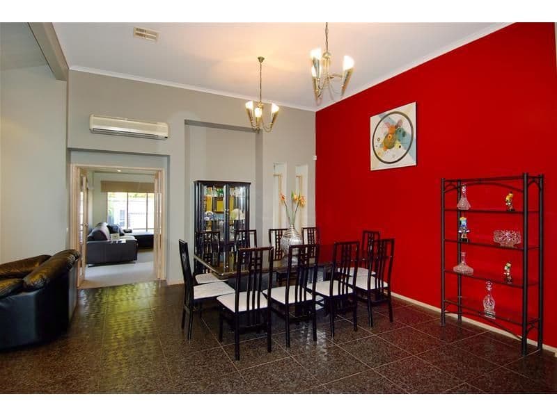 8 Golflinks Drive, MILL PARK VIC 3082, Mill Park - Thumbnail 5