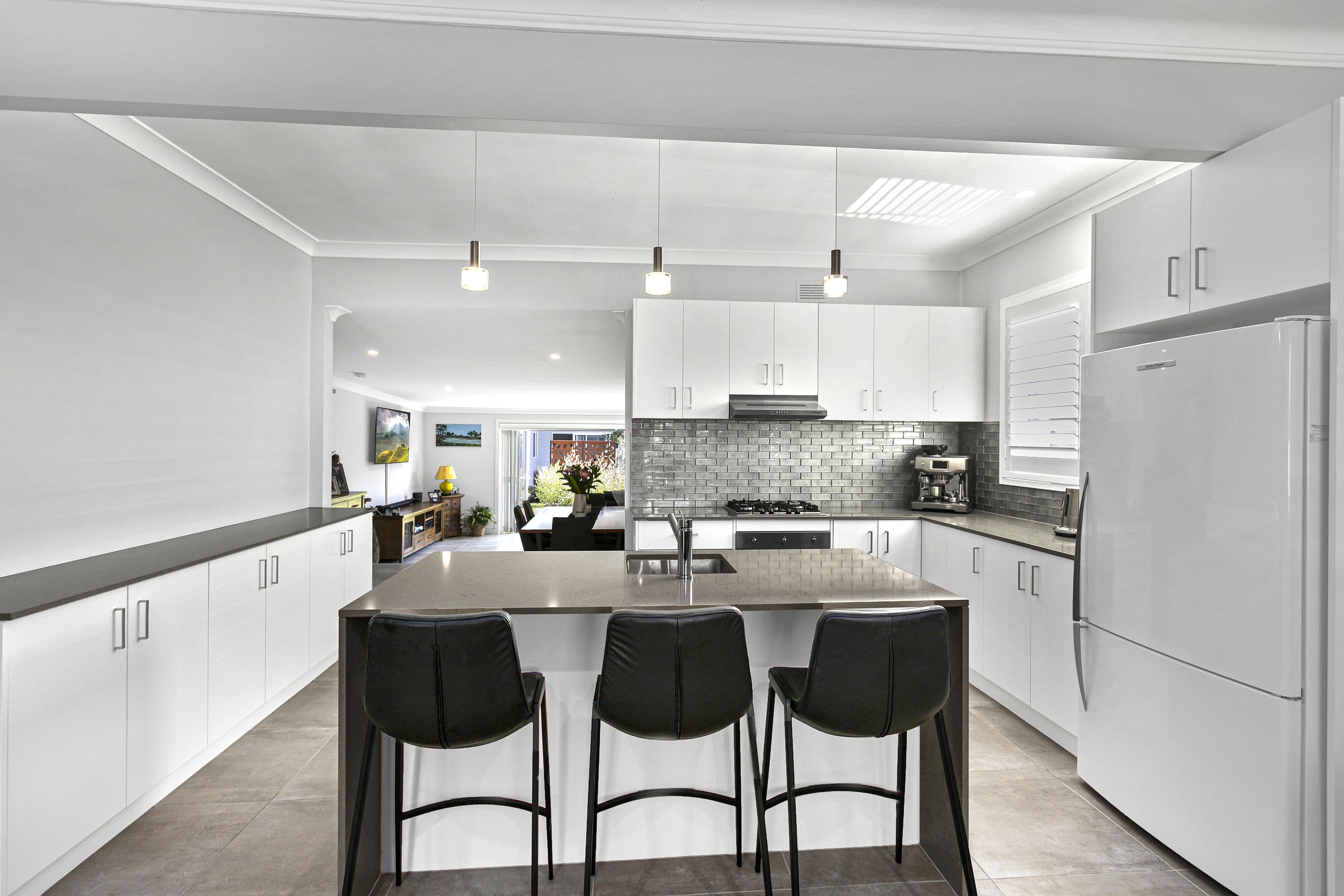 7 David Avenue, Oak Flats NSW 2529, Oak Flats - Thumbnail 3