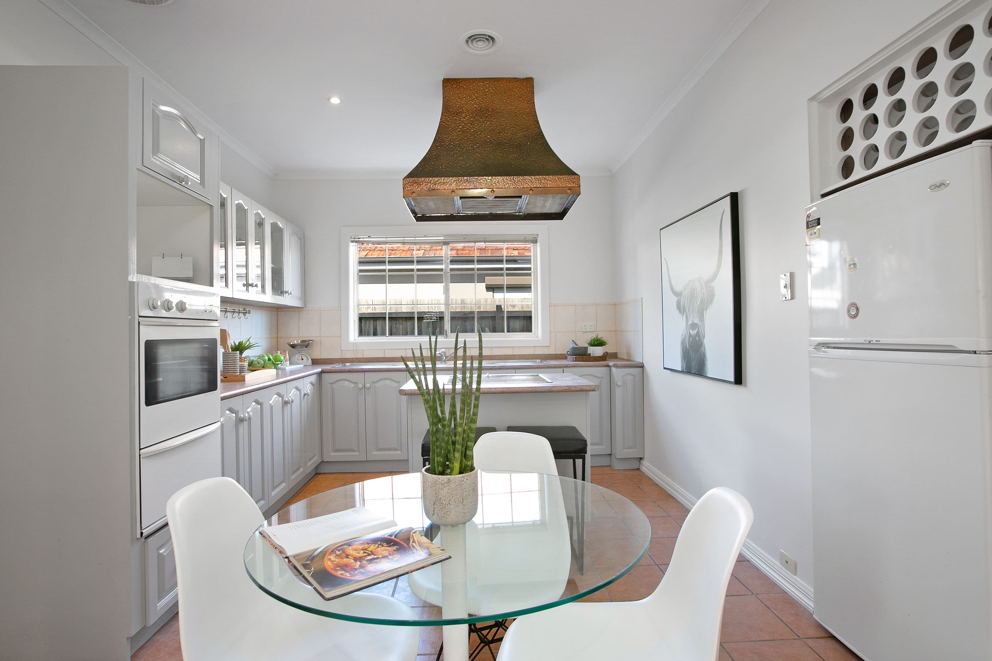 92 Arundel Avenue, Reservoir VIC 3073, Reservoir - Thumbnail 6