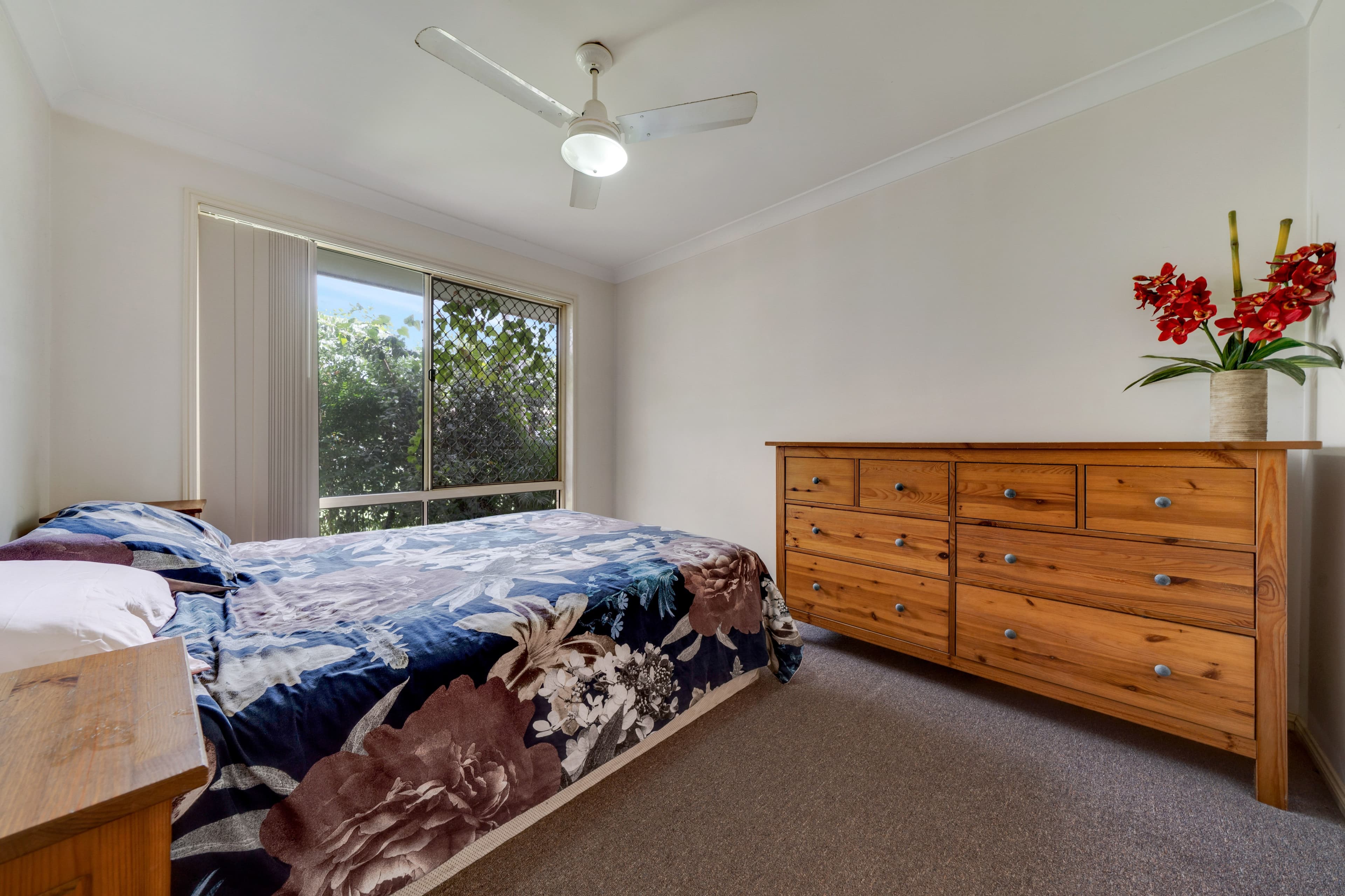12 Kinross Lane, Bethania QLD 4205, Bethania - Image 1