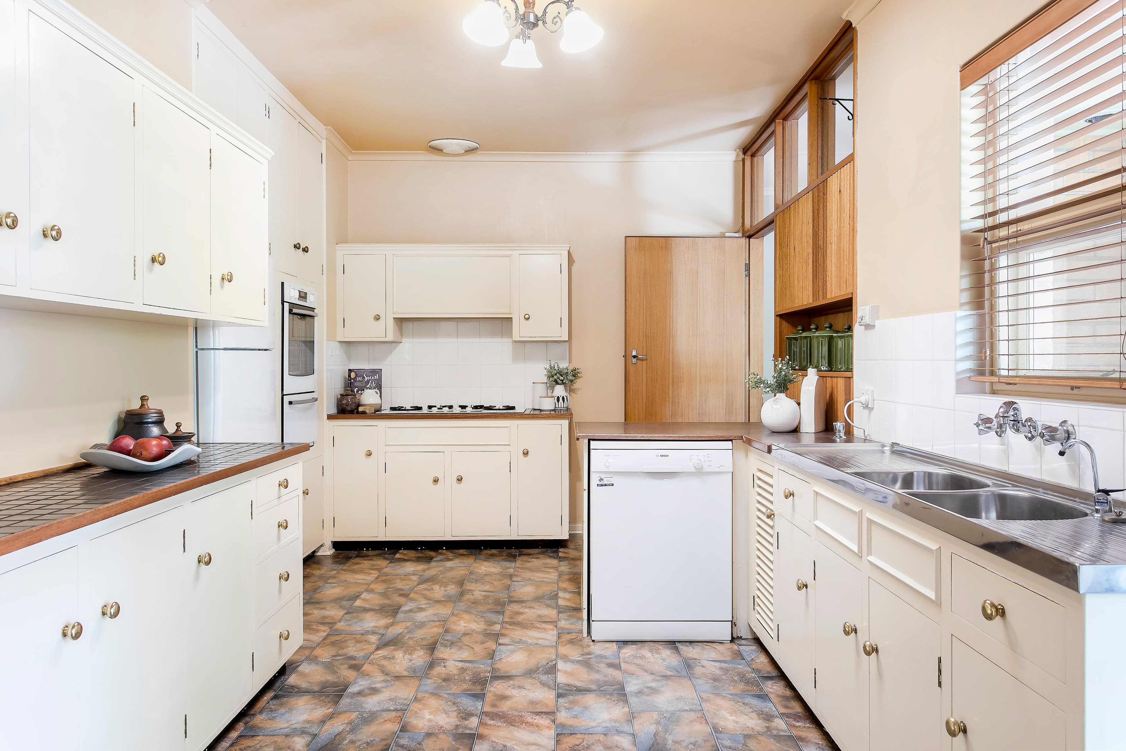 17 Bradfield Street, Burnside SA 5066, Burnside - Thumbnail 5