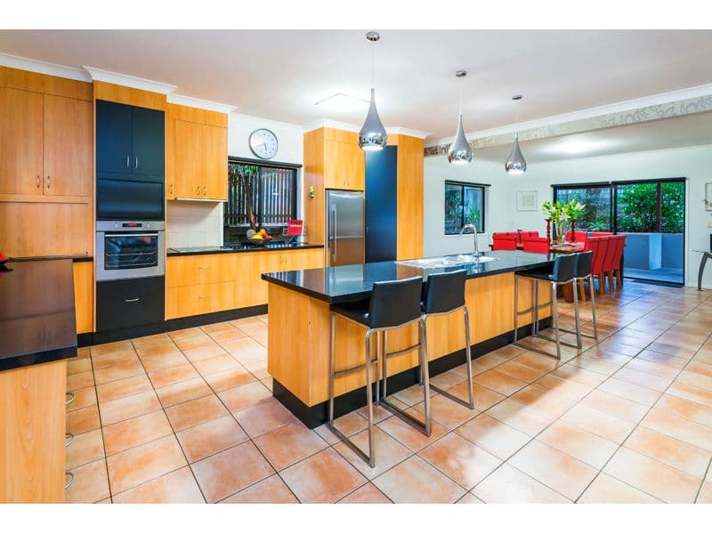 8 CONEYHURST Crescent, Carindale QLD 4152, Carindale - Thumbnail 8