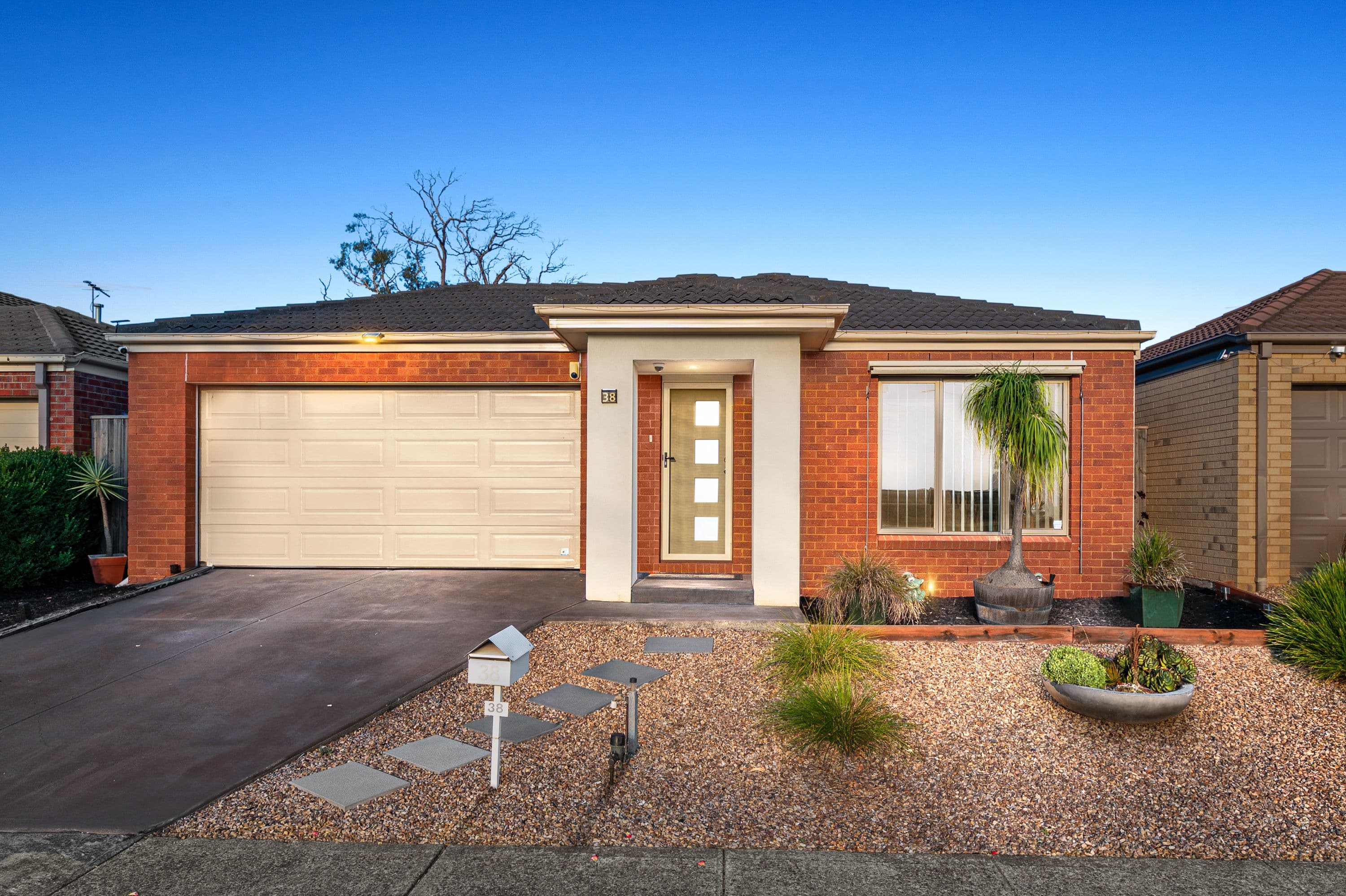 38 Mirrabucca Promenade, South Morang VIC 3752, South Morang - Image 1