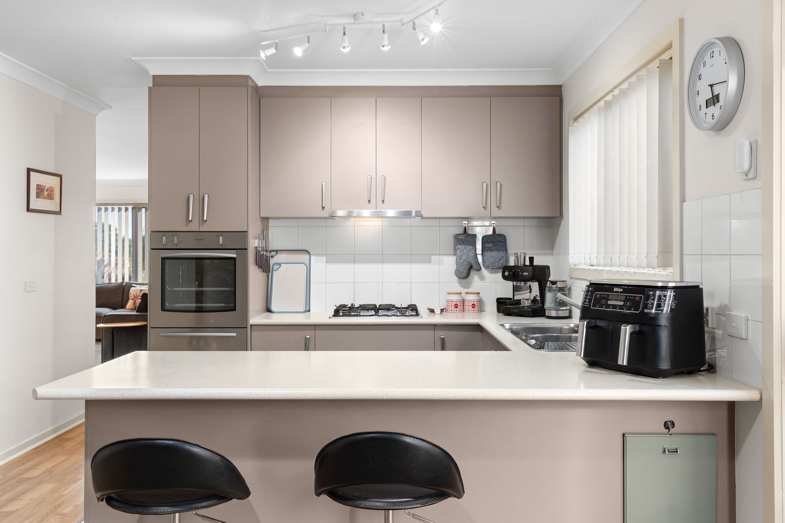 38 Mirrabucca Promenade, South Morang VIC 3752, South Morang - Thumbnail 2
