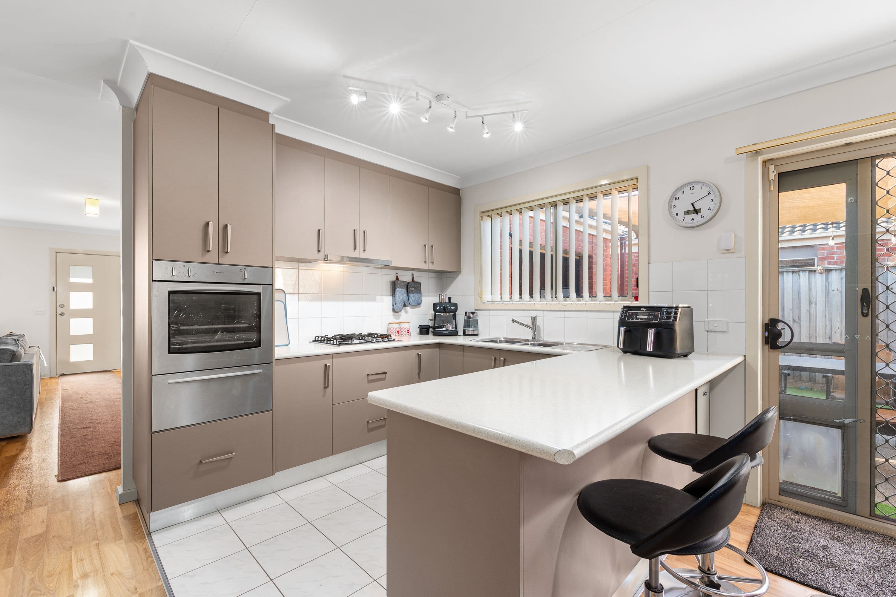 38 Mirrabucca Promenade, South Morang VIC 3752, South Morang - Thumbnail 3