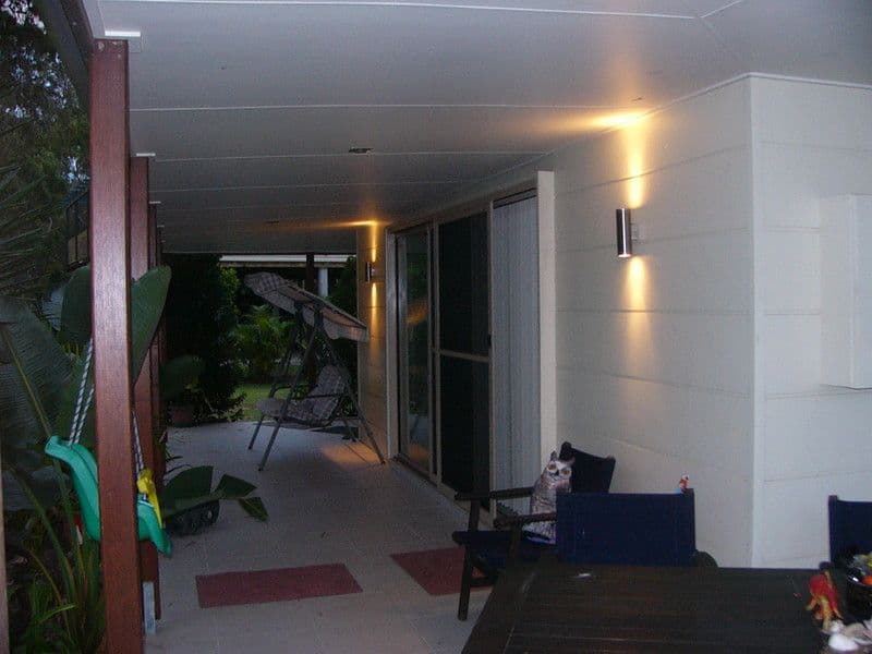 57 Moore Park Road, MOORE PARK BEACH QLD 4670, Moore Park Beach - Thumbnail 4