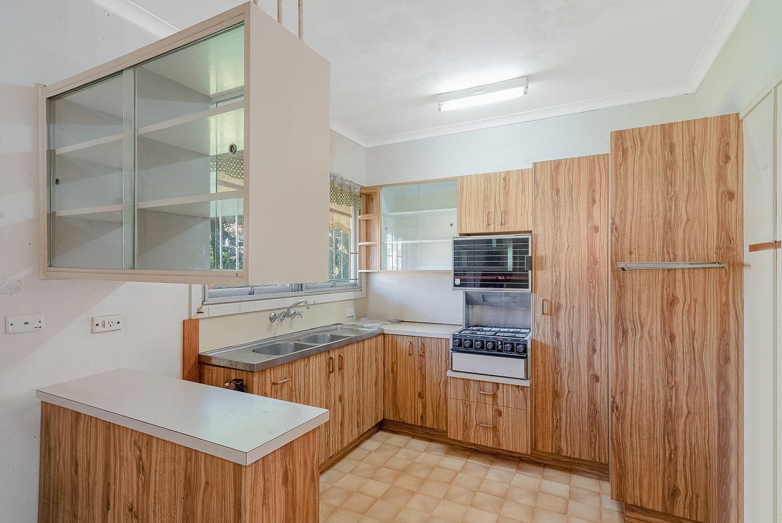 3 Kenilworth Street, Sherwood QLD 4075, Sherwood - Thumbnail 2