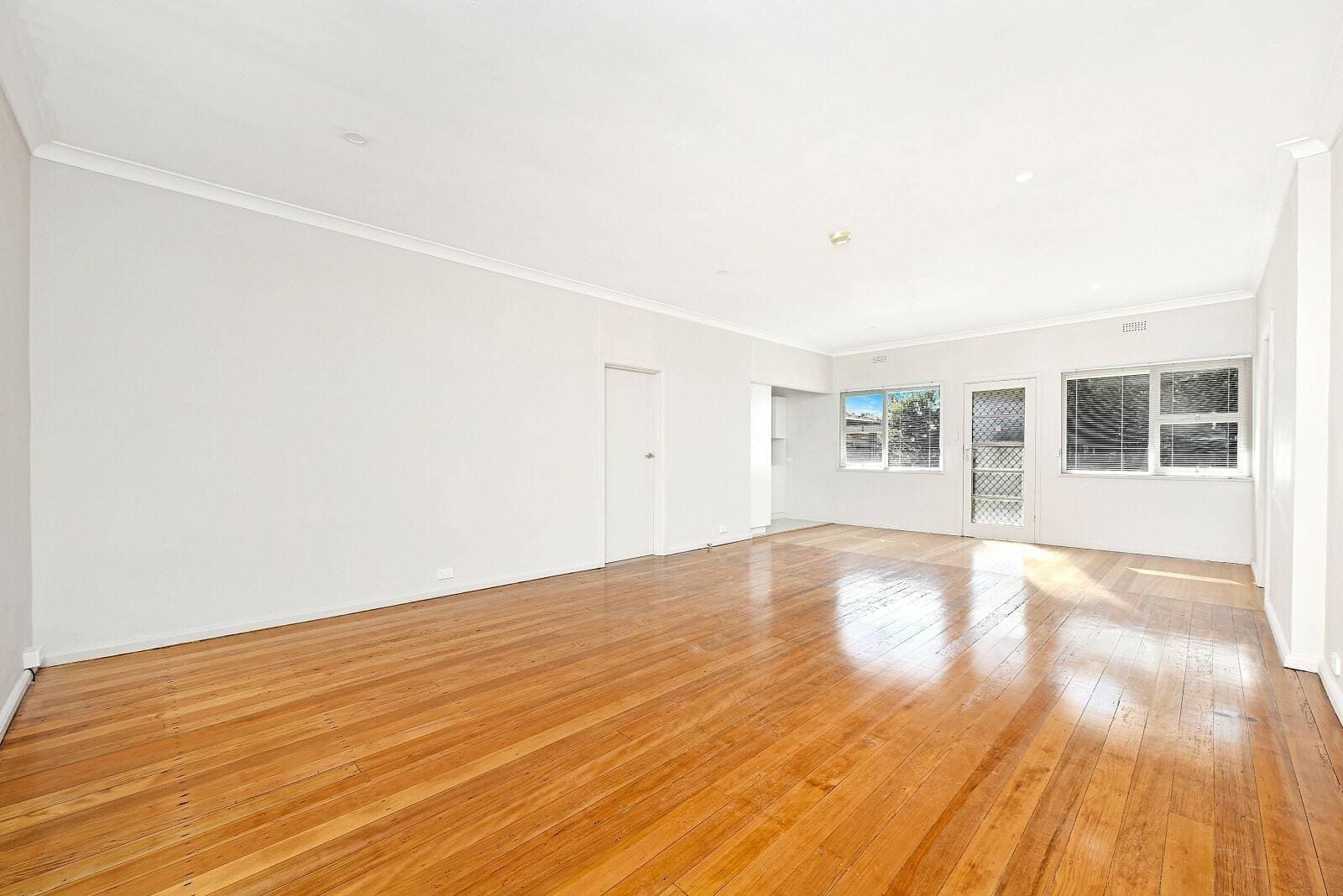 16 Leichhardt St, Leichhardt - Thumbnail 3