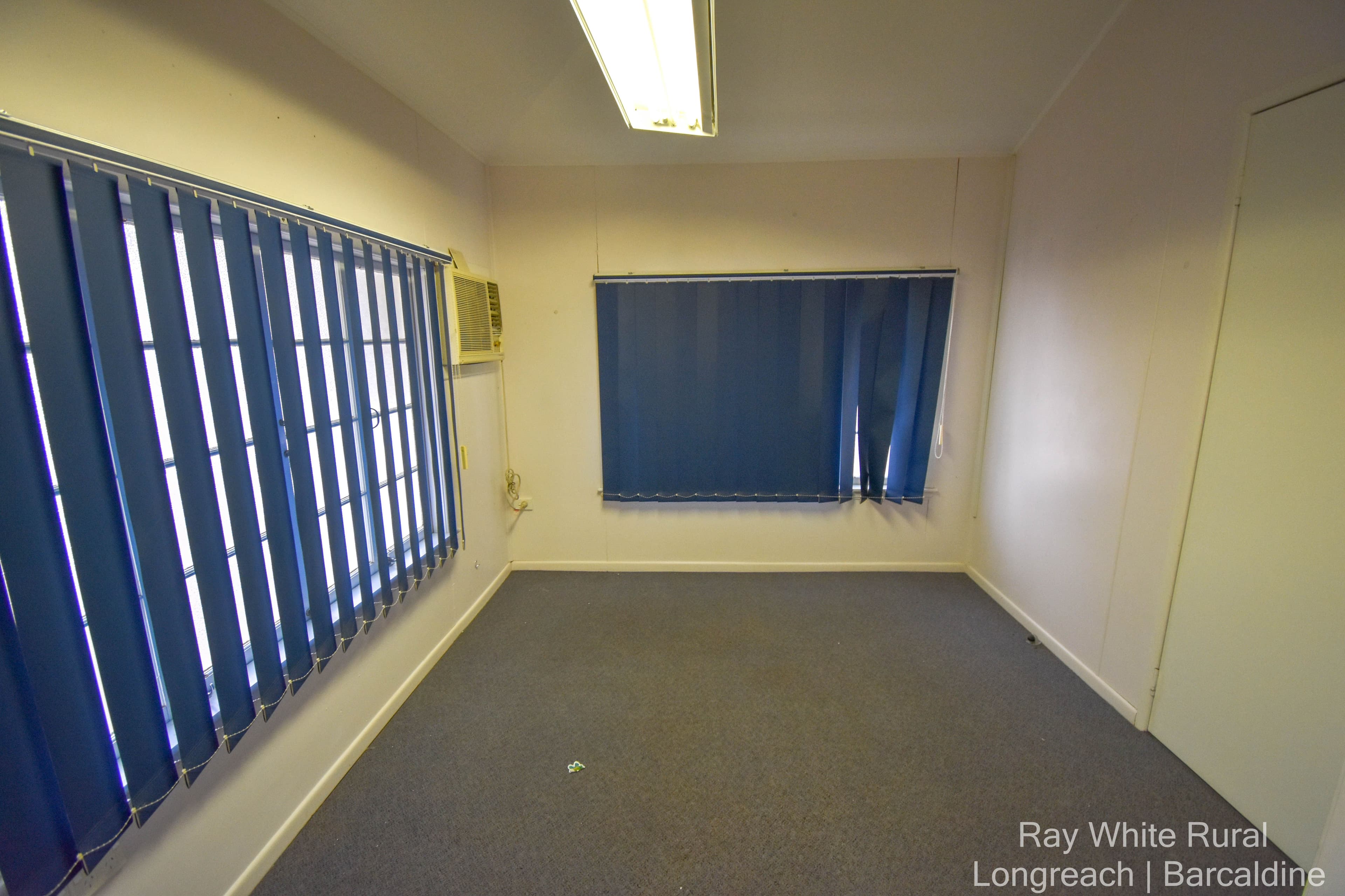15 Pelican Street, Longreach QLD 4730, Longreach - Thumbnail 5