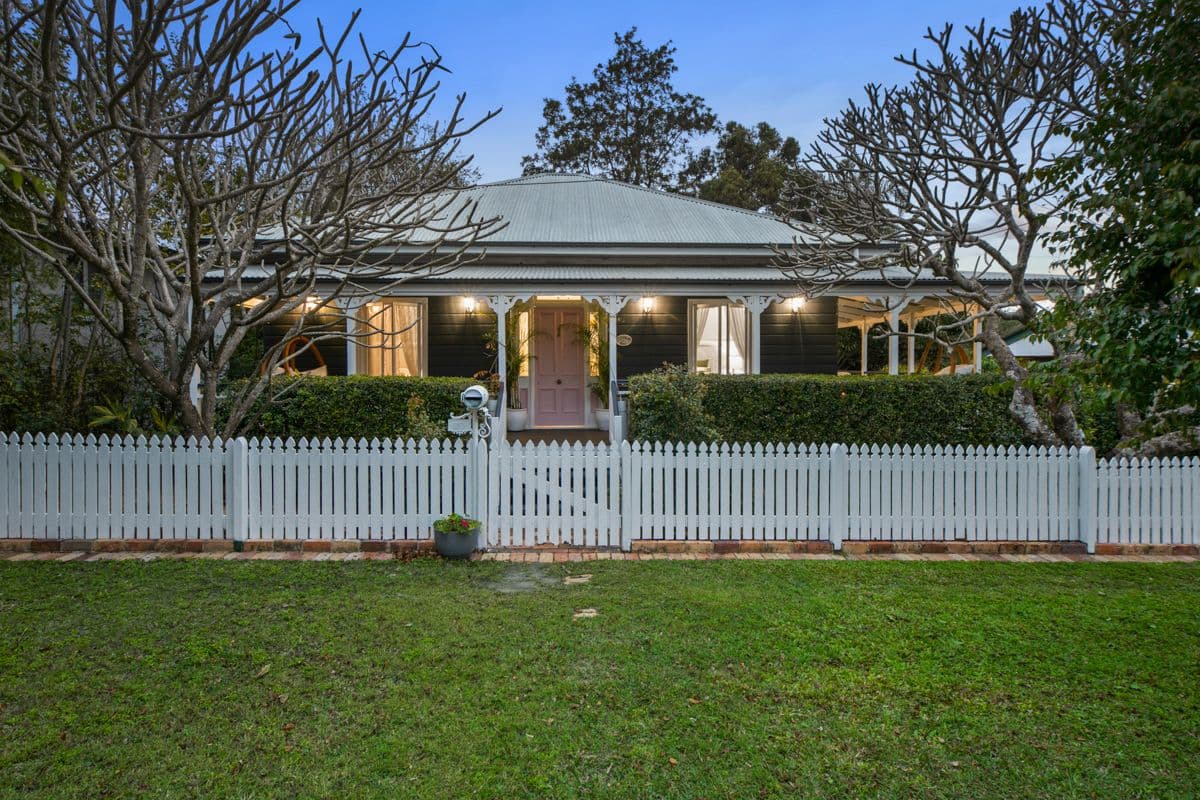 36 Lyon Avenue, Oxley QLD 4075, Oxley - Image 1