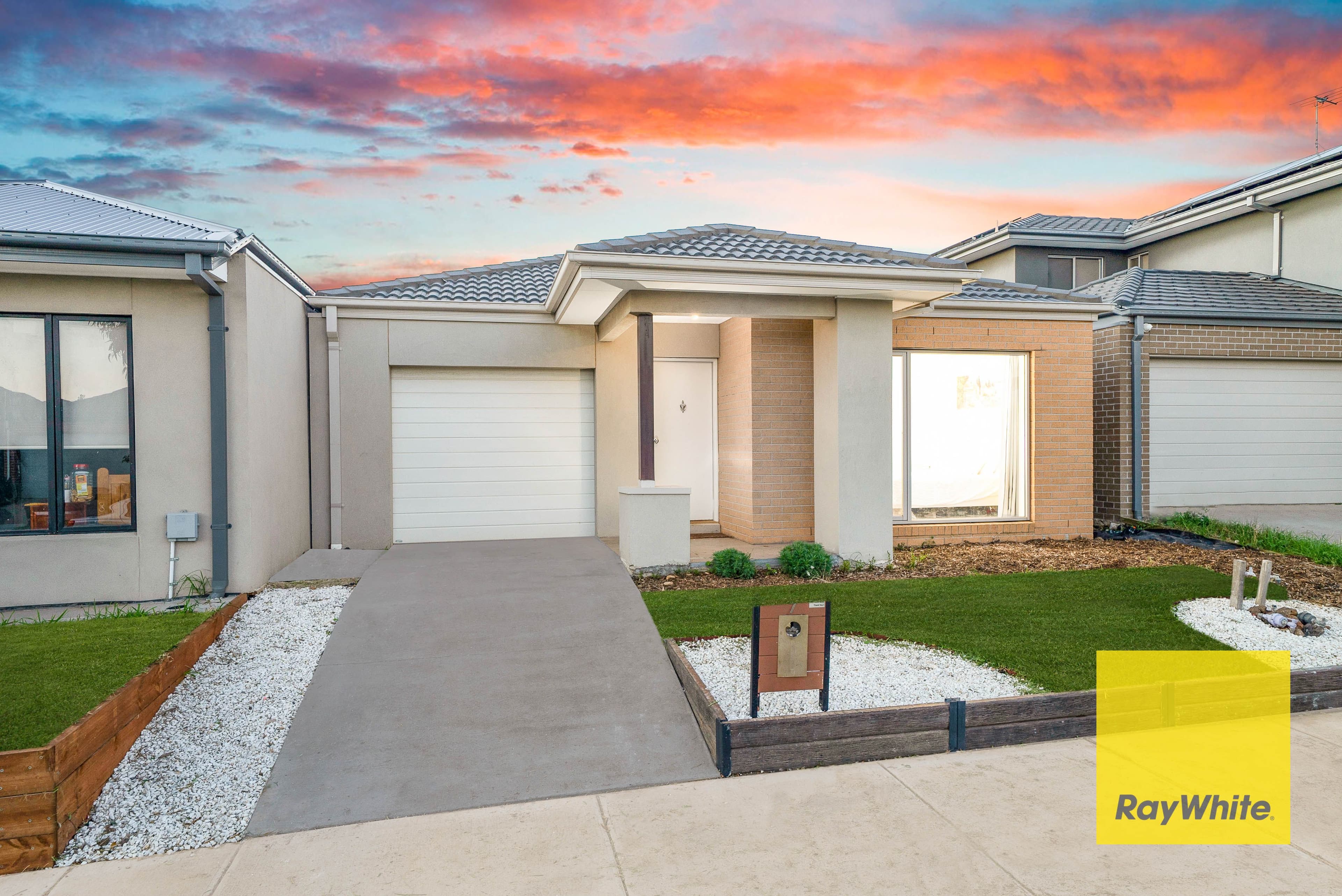 7 Bostock Drive, Tarneit VIC 3029, Tarneit - Thumbnail 2