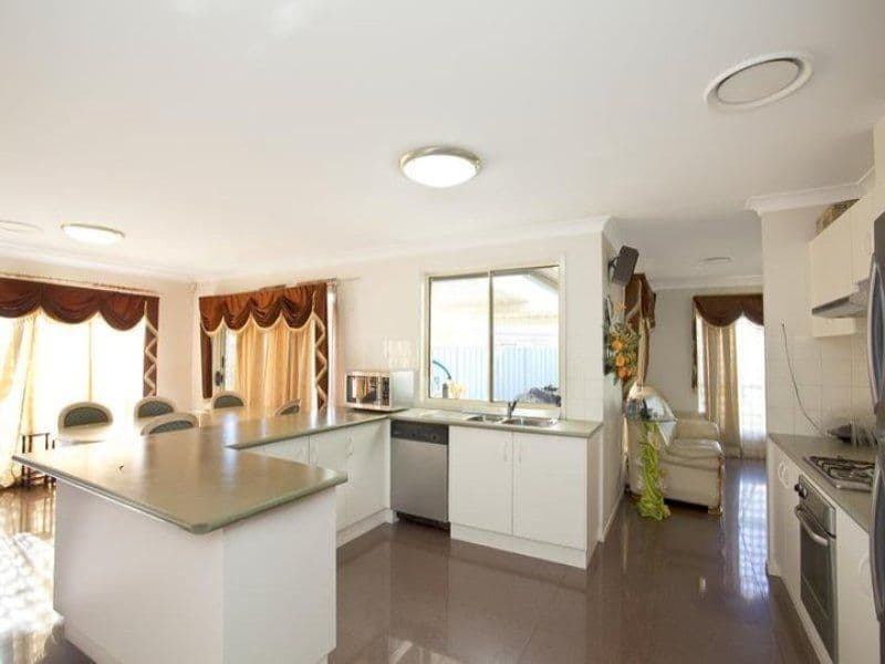 5 Lacepede Place, HINCHINBROOK NSW 2168, Hinchinbrook - Thumbnail 2
