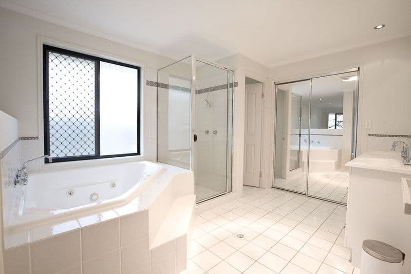 24 Fairmont Crescent, UNDERWOOD QLD 4119, Underwood - Thumbnail 3