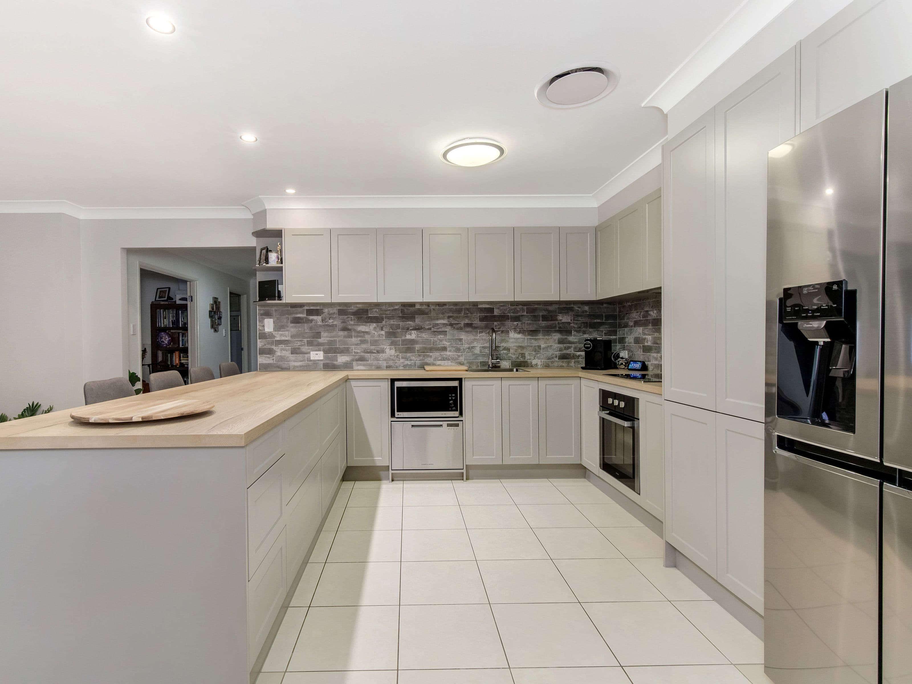 53 Regatta Avenue, Oxenford QLD 4210, Oxenford - Thumbnail 5