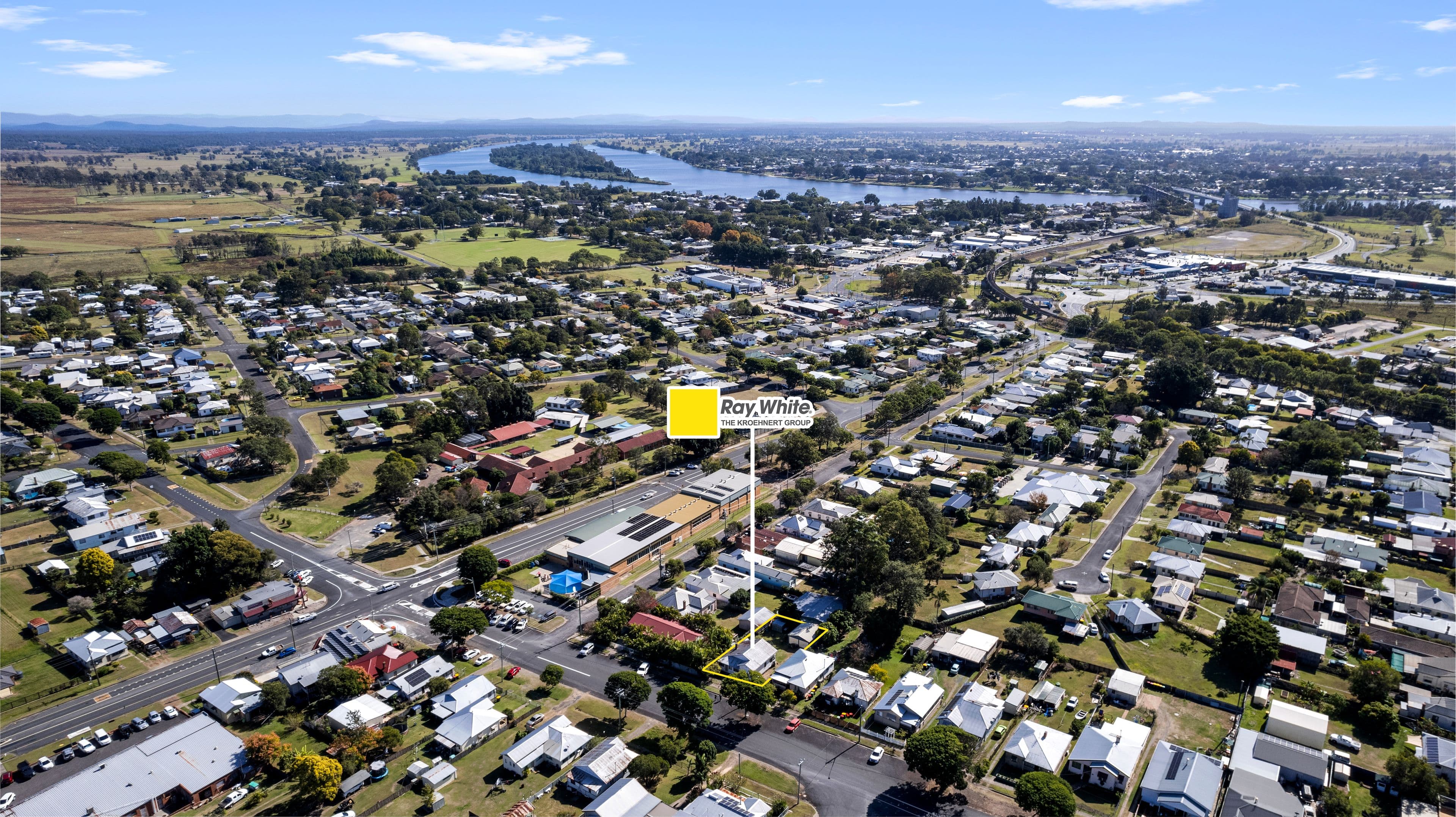 6 Henderson Street, Newtown QLD 4350, Newtown - Thumbnail 2