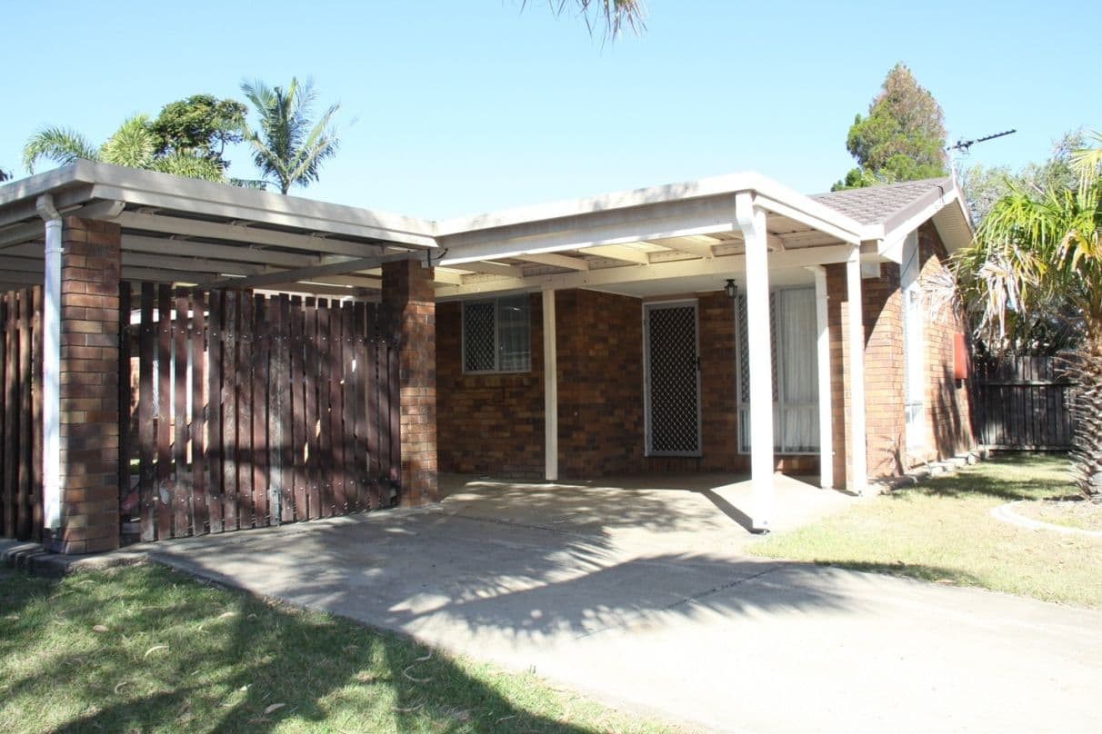 4 Pryde Street, TANNUM SANDS QLD 4680, Tannum Sands - Image 1