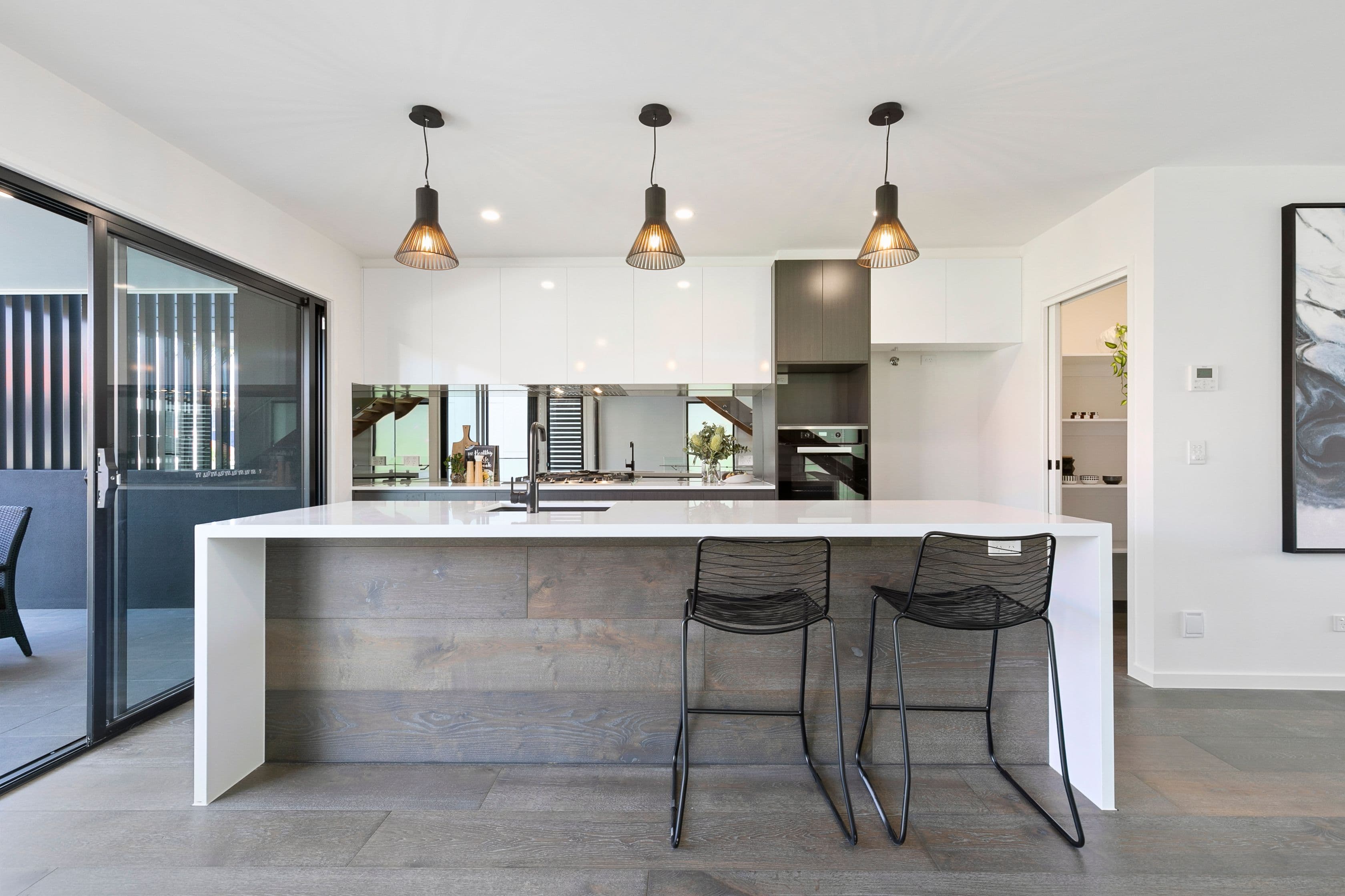 8 Bevis Street, Bulimba QLD 4171, Bulimba - Thumbnail 2