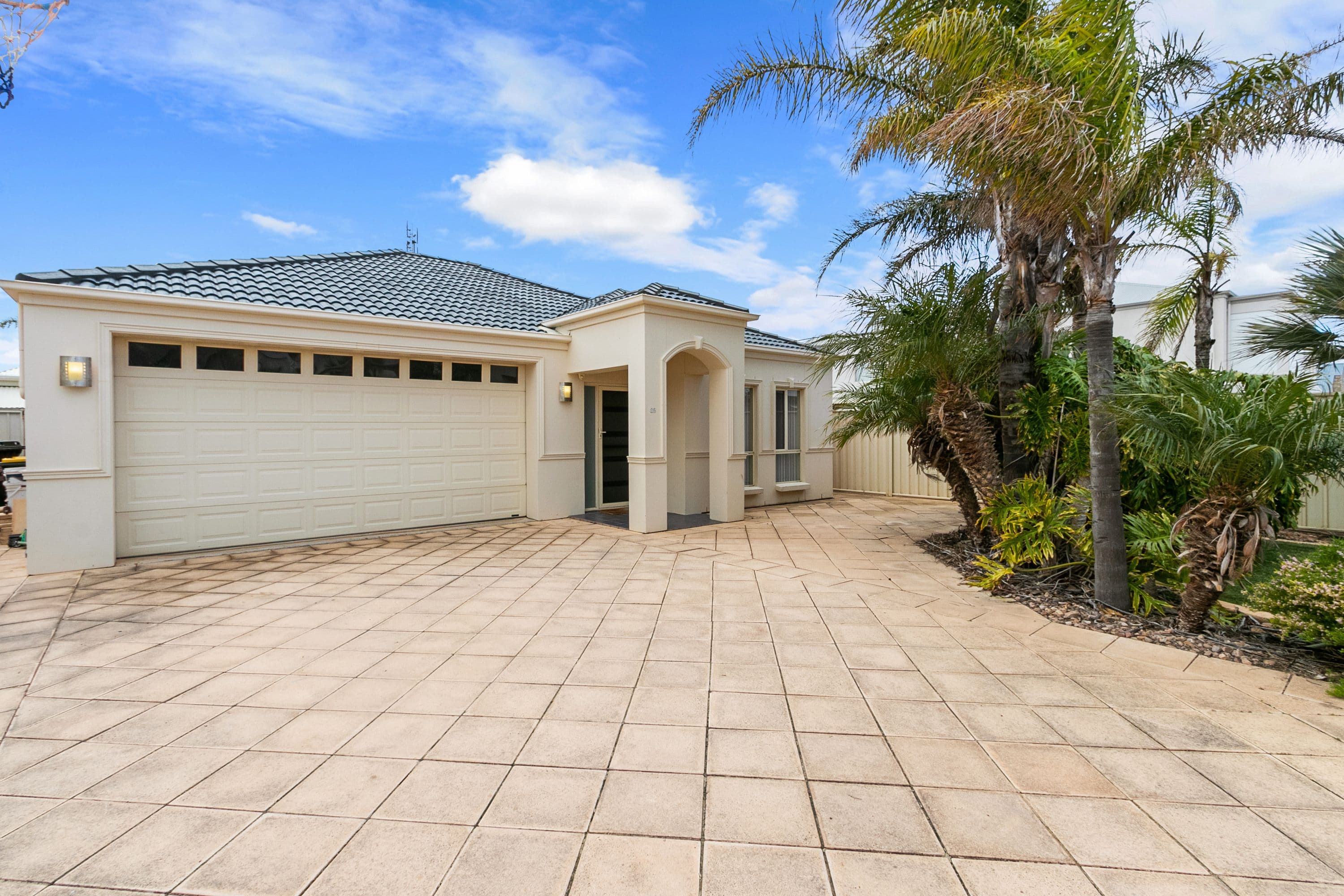 82 Gilmore Crescent, Wallaroo SA 5556, Wallaroo - Thumbnail 3