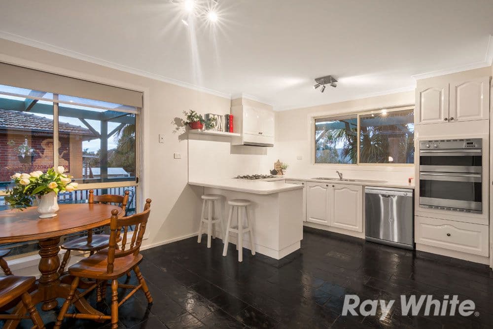 41 Centenary Drive, Mill Park VIC 3082, Mill Park - Thumbnail 3