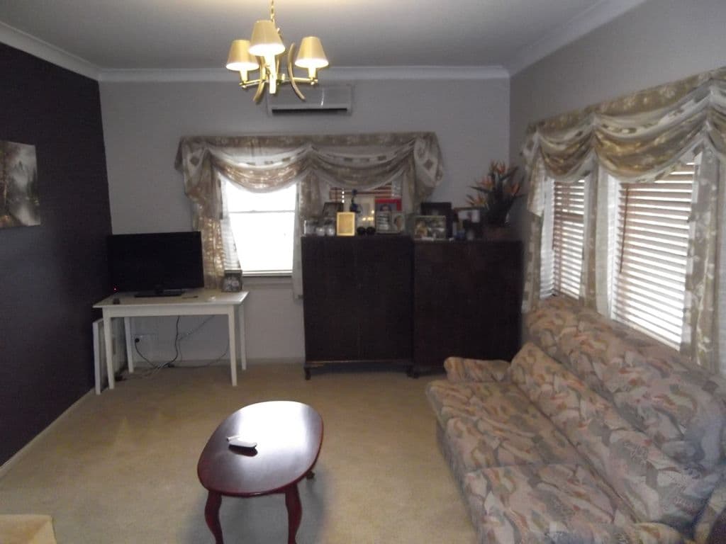 13 Hilton Street, TAMWORTH NSW 2340, South Tamworth - Thumbnail 2