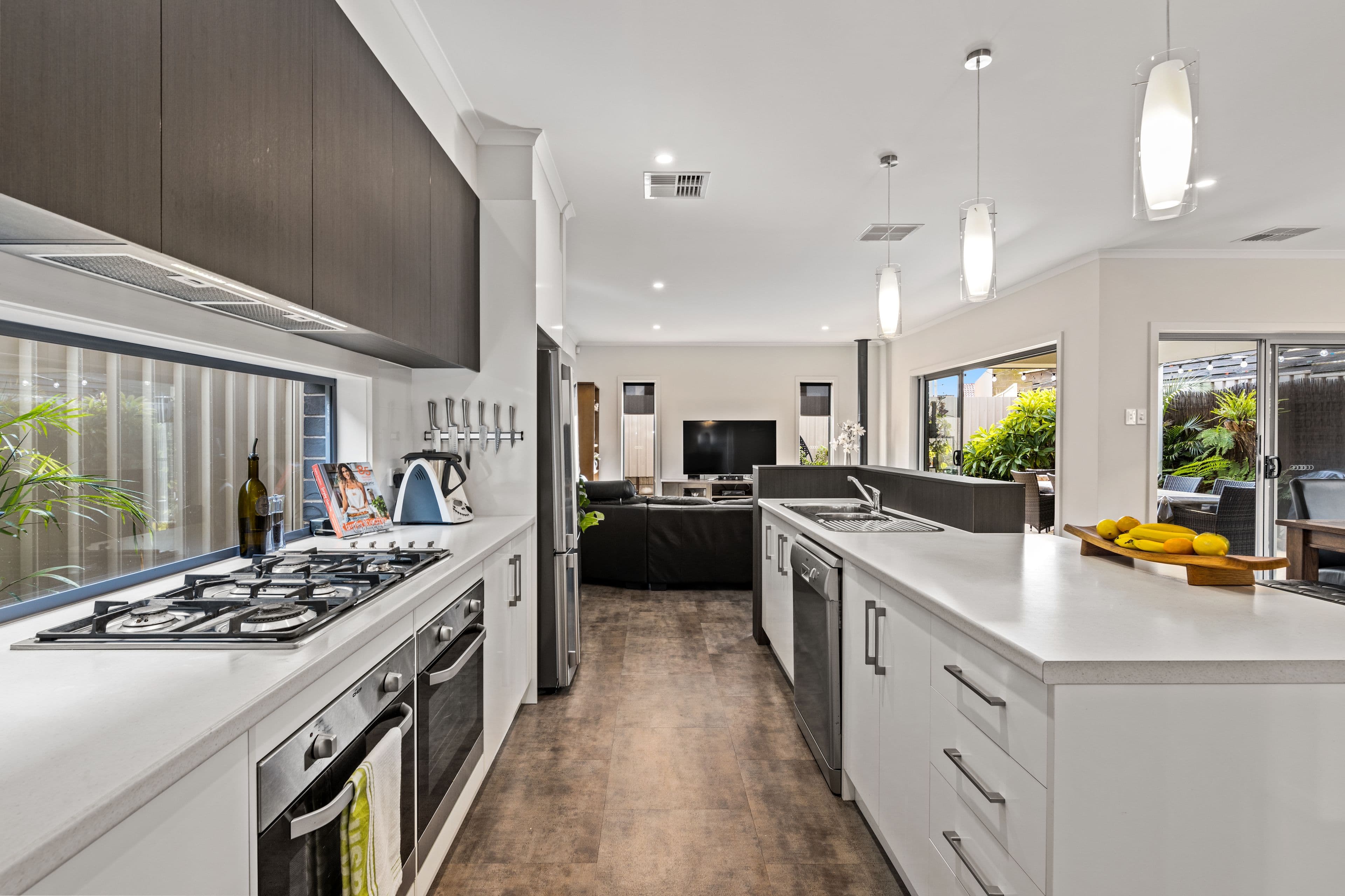 4 Enid Court, Fulham Gardens SA 5024, Fulham Gardens - Thumbnail 2