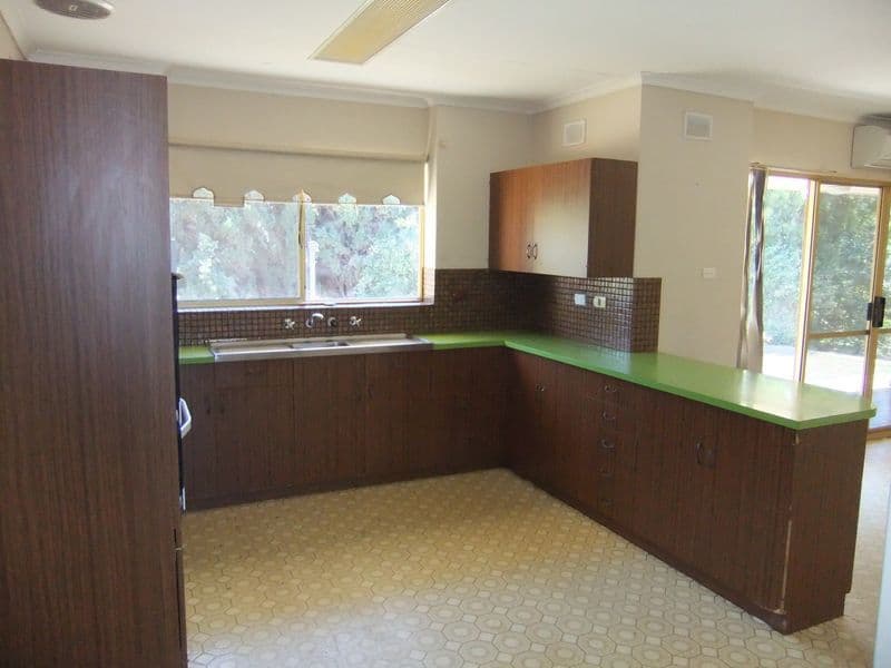 50 Warooka Road, Yorketown SA 5576, Yorketown - Thumbnail 6