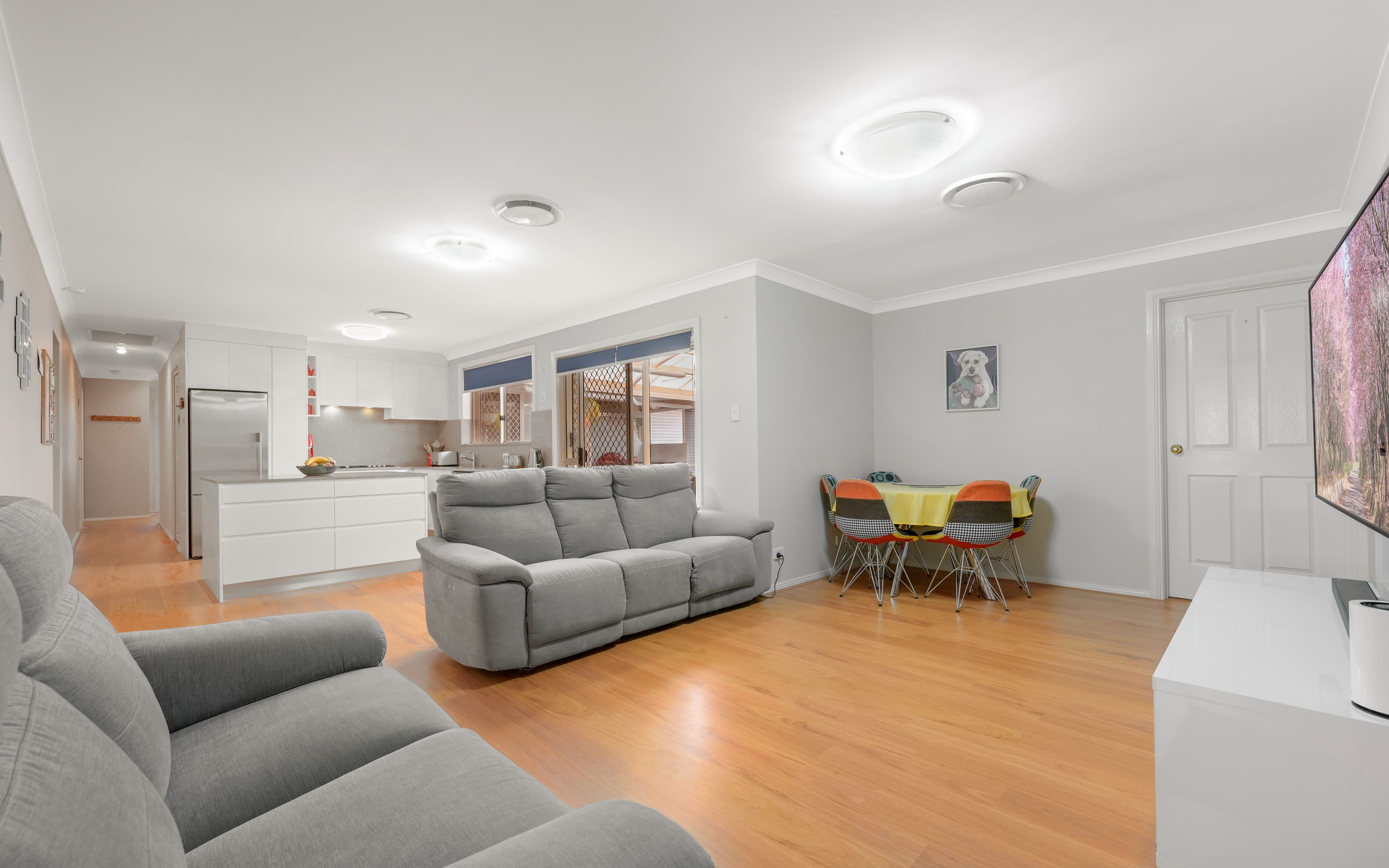 10 Wolseley Place, Ingleburn NSW 2565, Ingleburn - Thumbnail 2