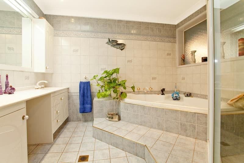 37 Curtis Crescent, MOOREBANK NSW 2170, Moorebank - Thumbnail 6